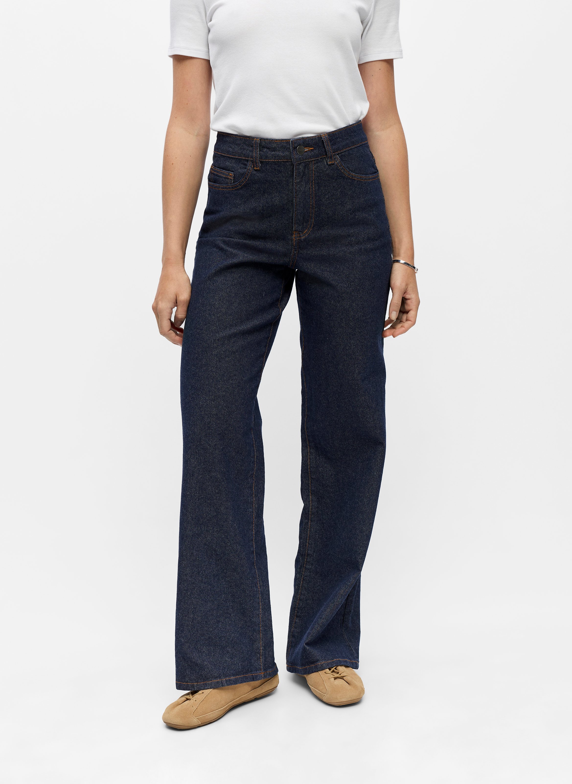 Hoch taillierte Raw Denim Schlaghose. OBJECT Blau