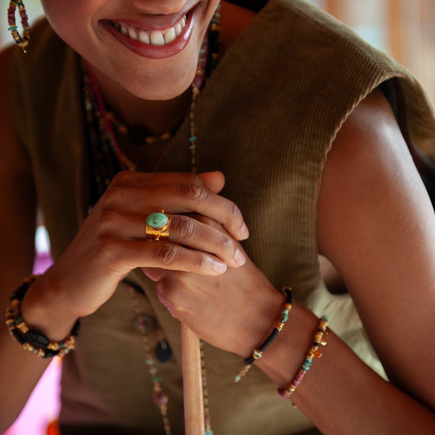 Heishi scarab bracelet - elsa L'ATELIER DES DAMES Golden