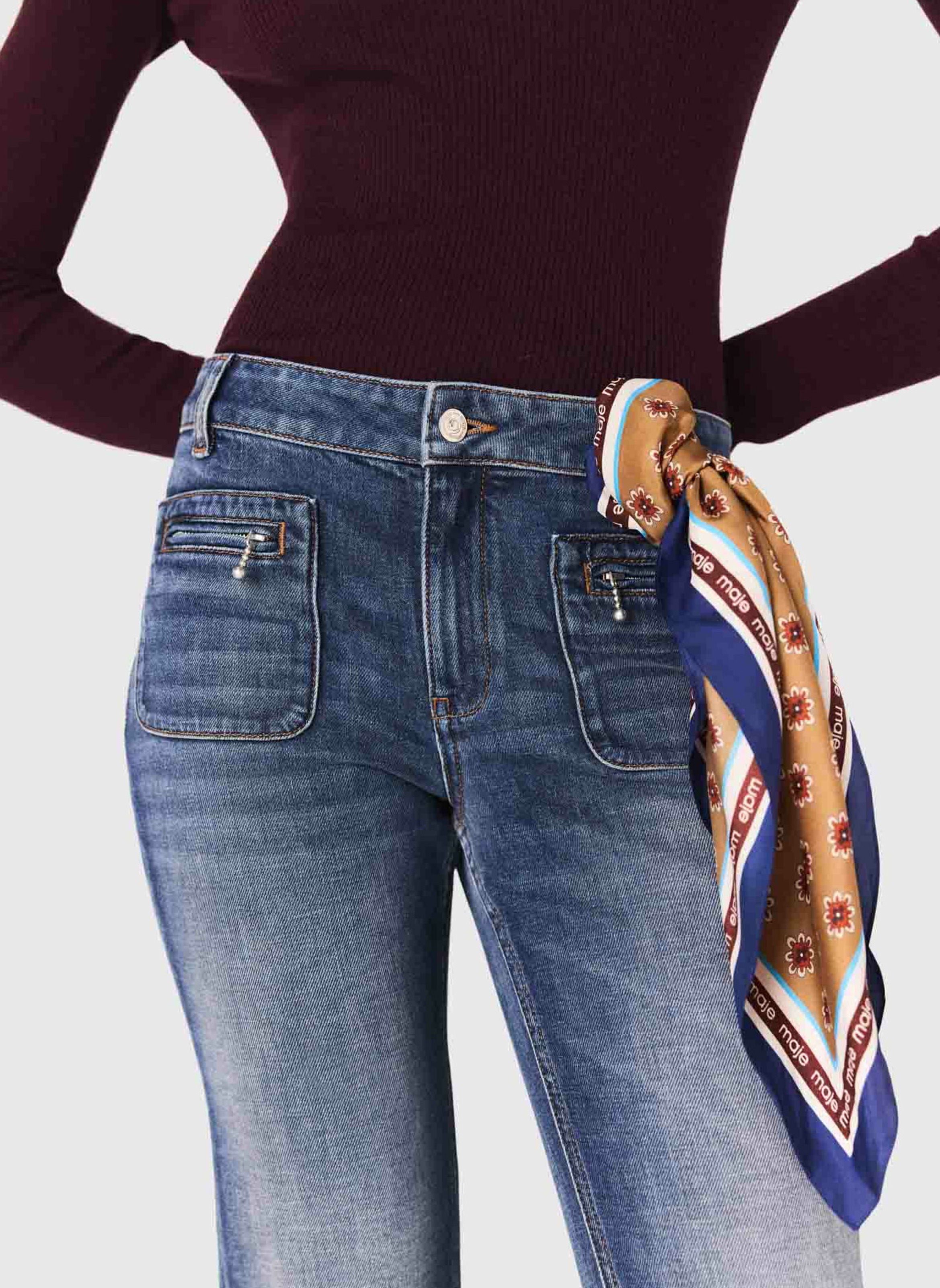 Bootcut stretchjeans met verwassen look   MAJE Blauw