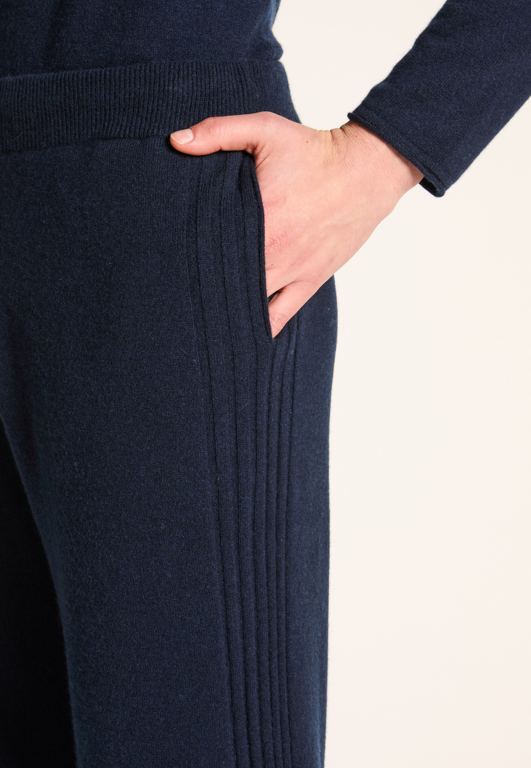 Cashmere pants MAISON MONTAGUT Blue