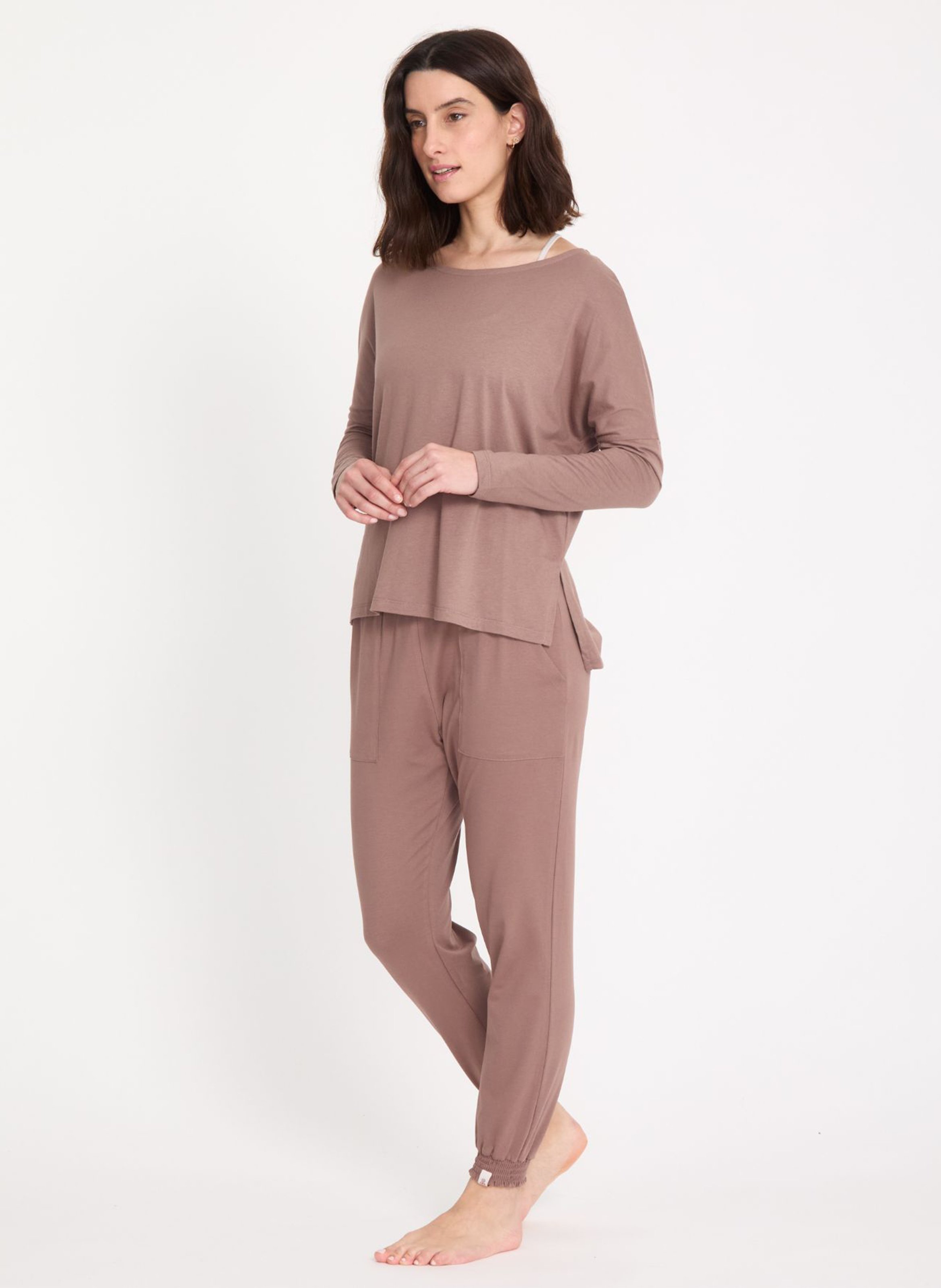 Weit geschnittenes Langarm-T-Shirt in Unifarben. YOGA SEARCHER Rosa