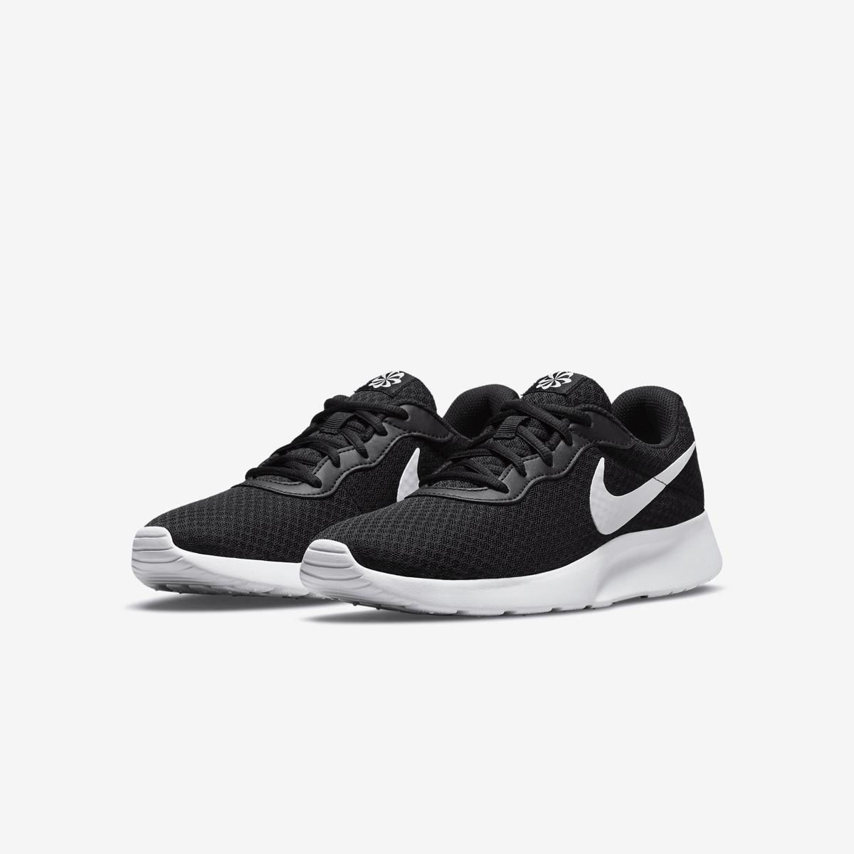 Low-top sneakers NIKE Black