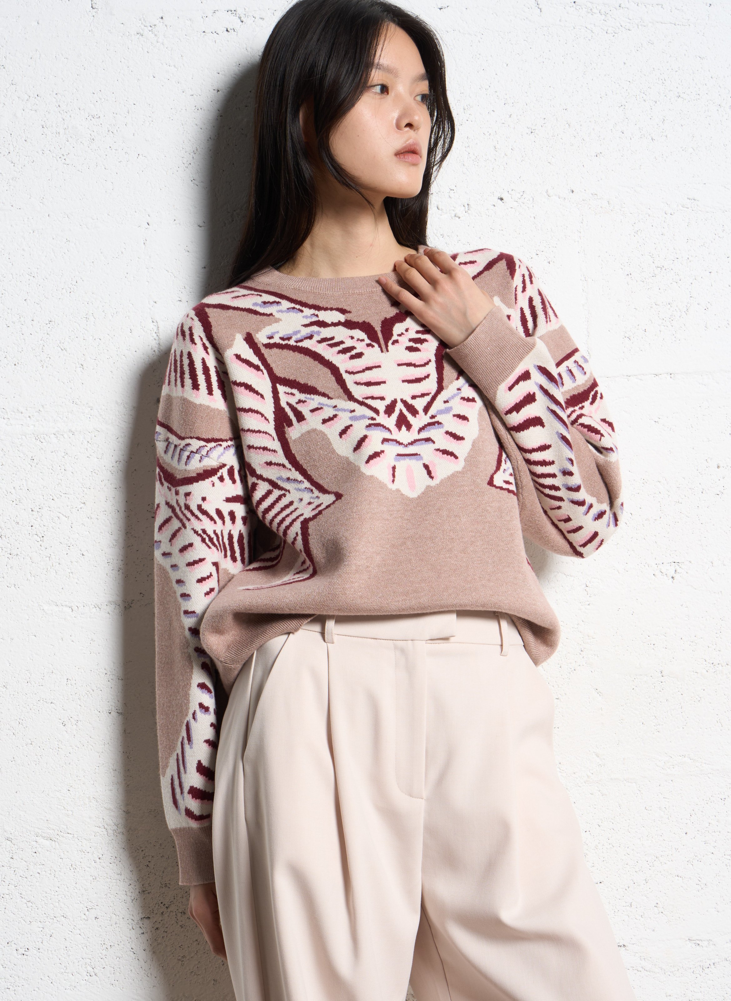 Pull droit col rond en jacquard SUNCOO Marron