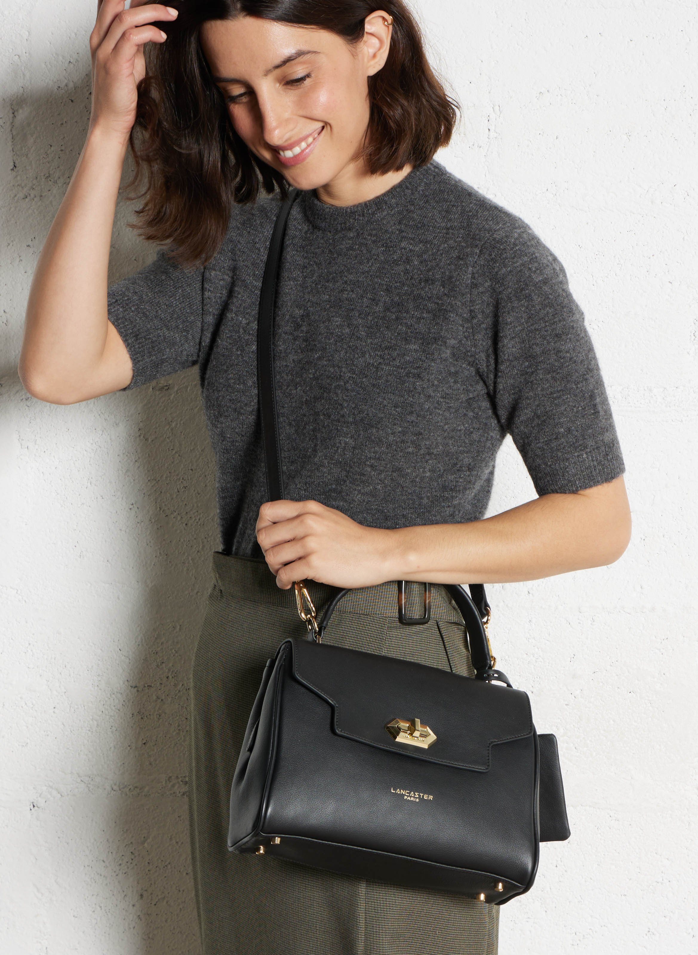 Bowlingtasche aus genarbtem Leder mit Reißverschluss LANCASTER PARIS Schwarz