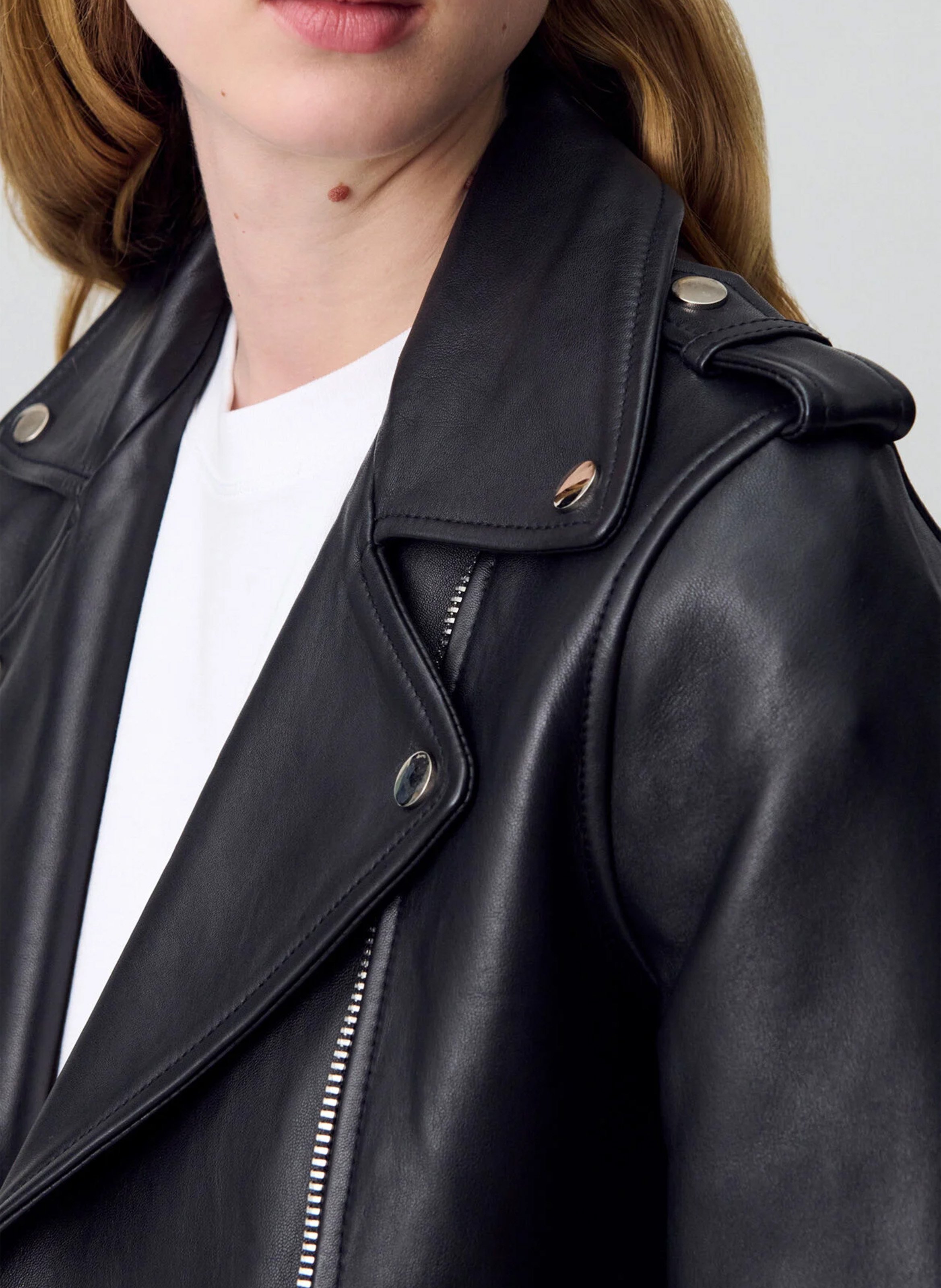 Blouson court en cuir  CLAUDIE PIERLOT Noir