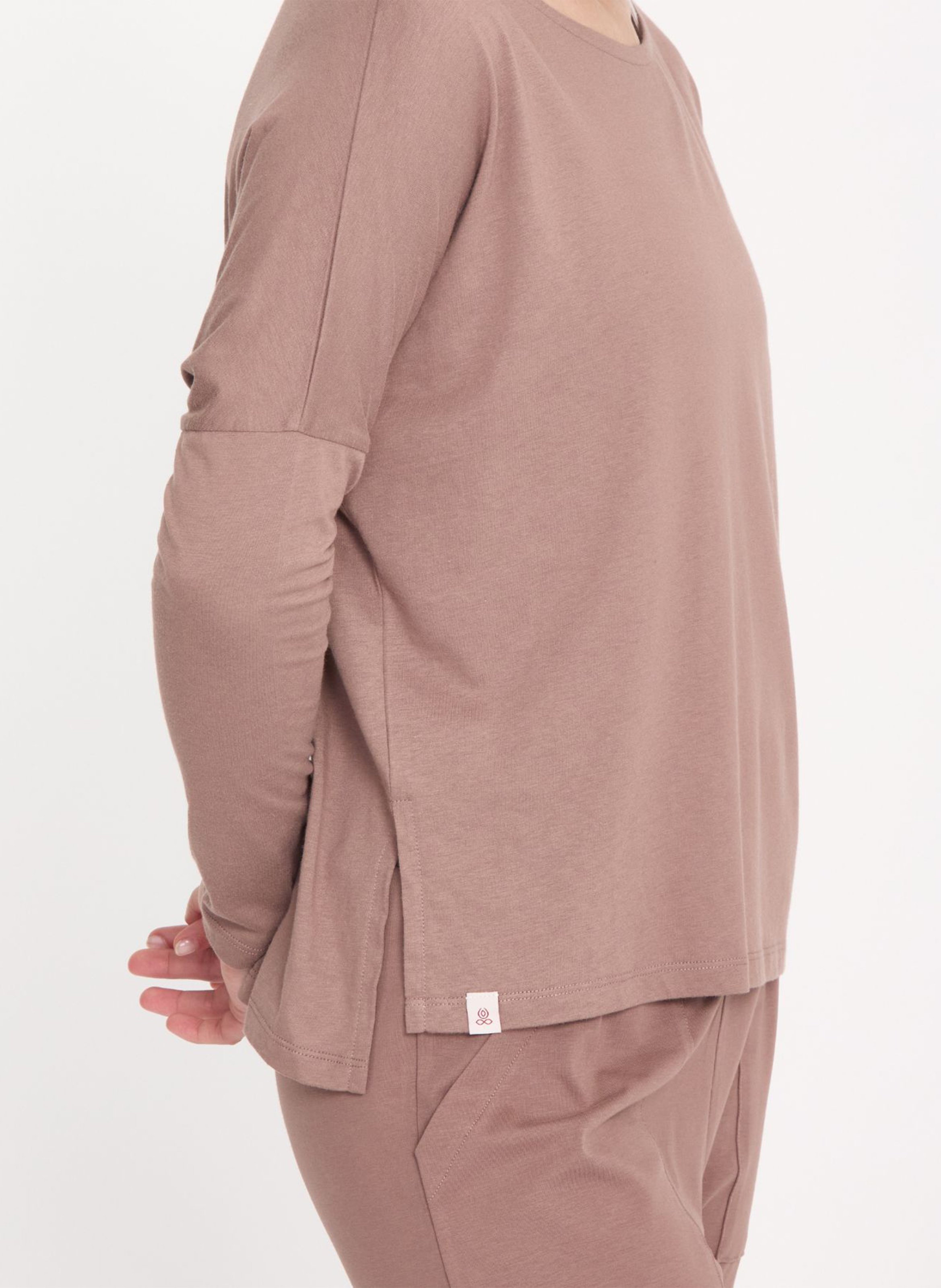 Weit geschnittenes Langarm-T-Shirt in Unifarben. YOGA SEARCHER Rosa