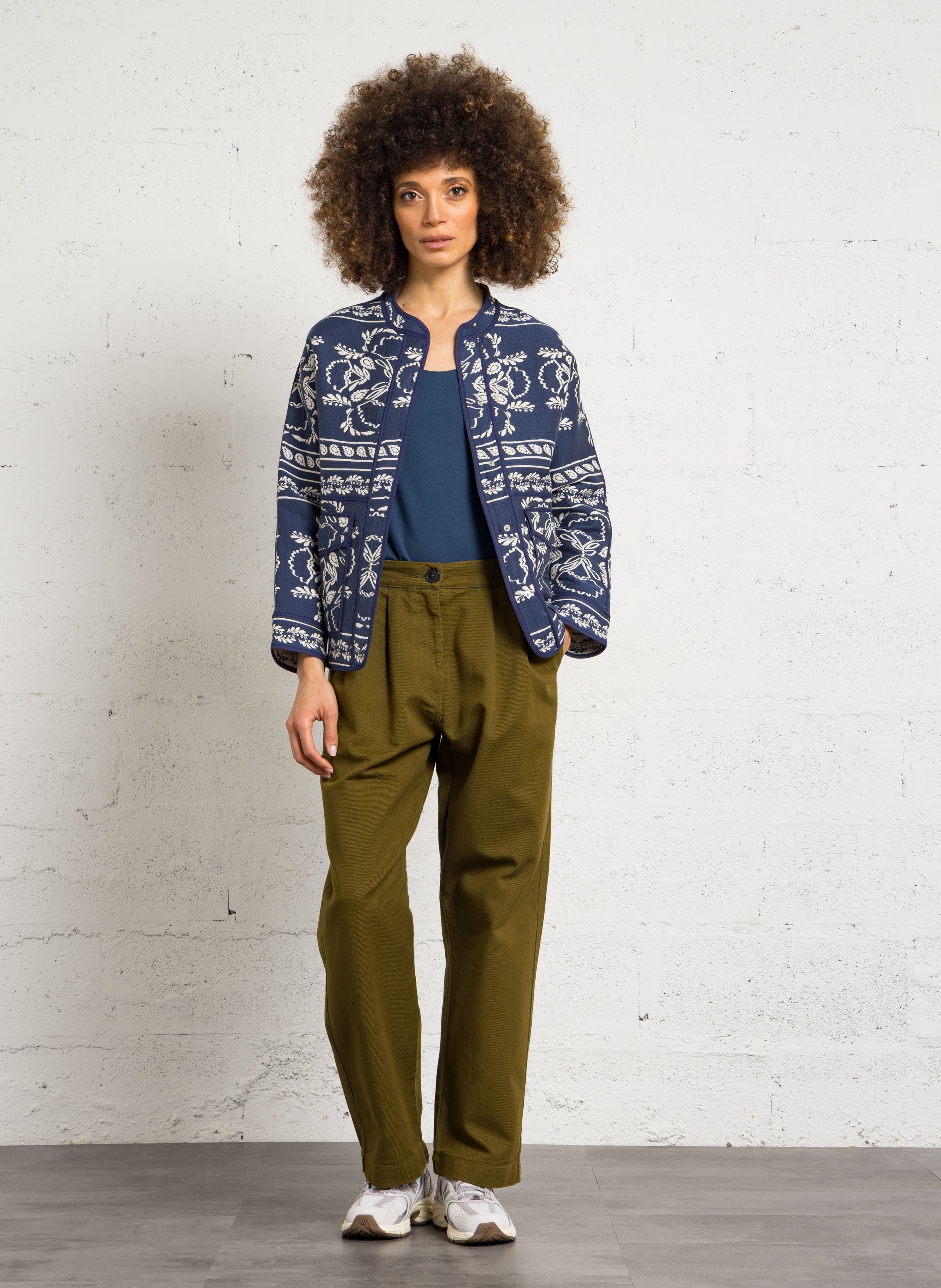 Gerader Rundhals-Jacquard-Druckmantel SUD EXPRESS Blau