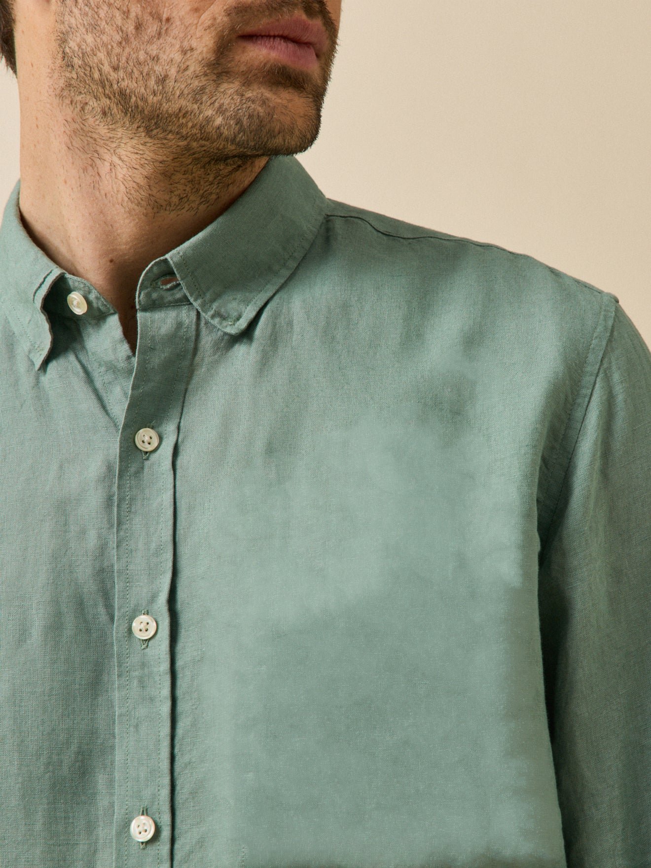 Contemporary cut linen shirt CYRILLUS Green