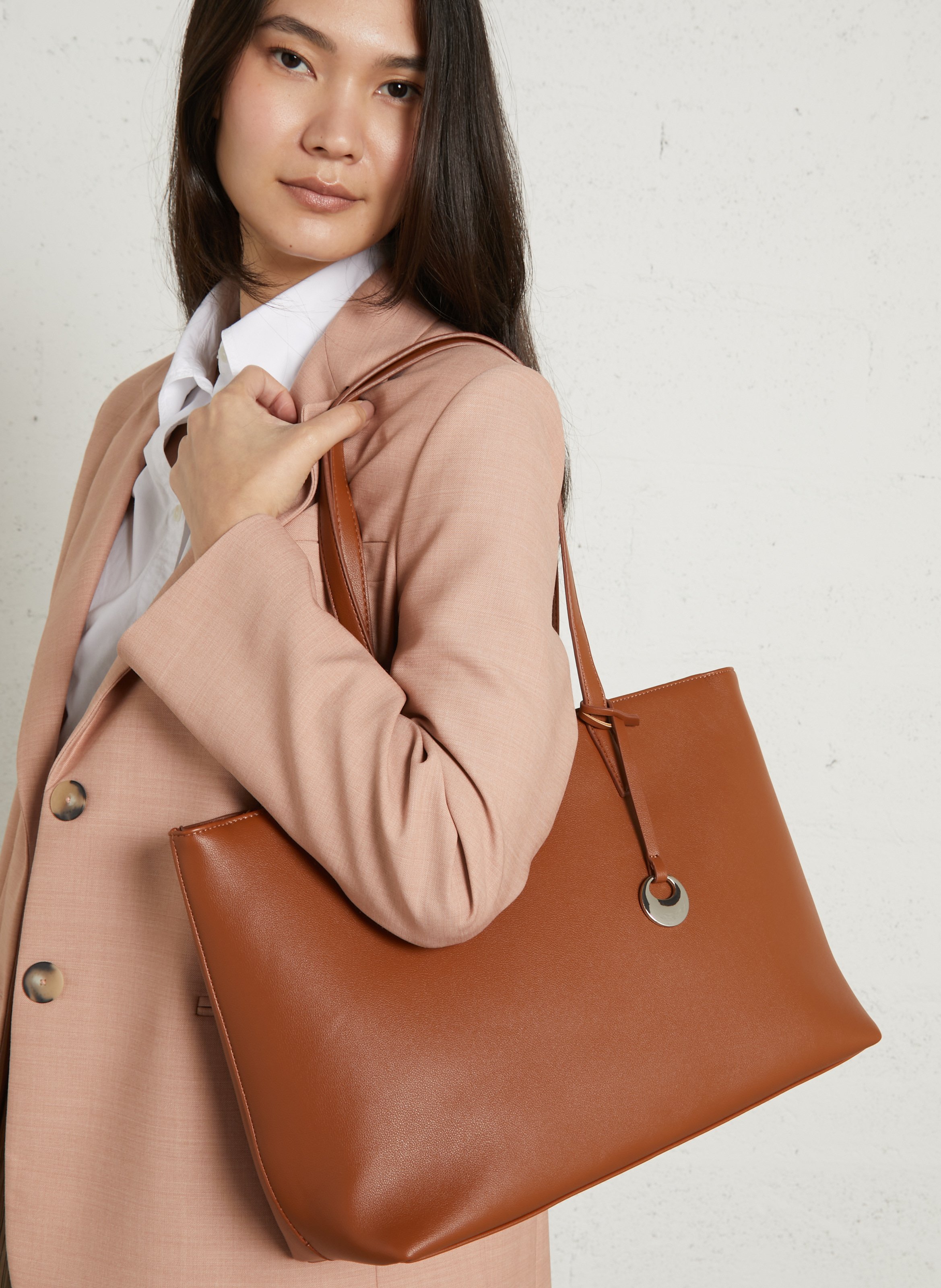 Shopper AU PRINTEMPS PARIS Braun