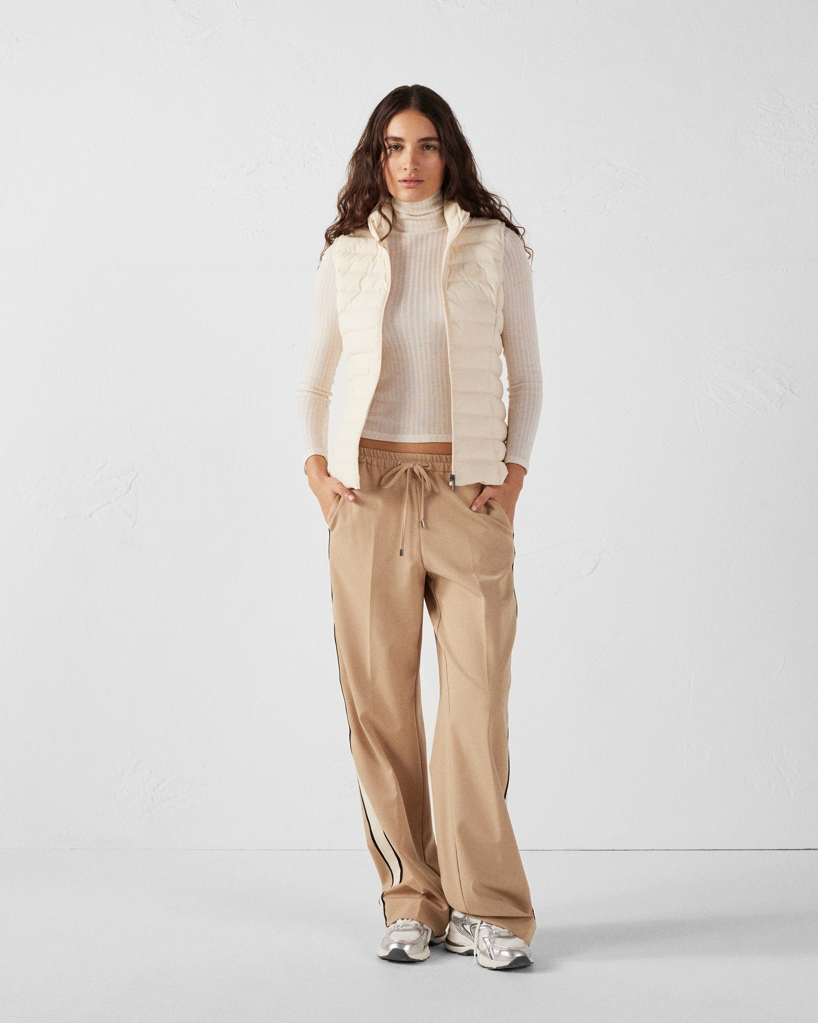 Stretch sleeveless down jacket Grenada JOTT White