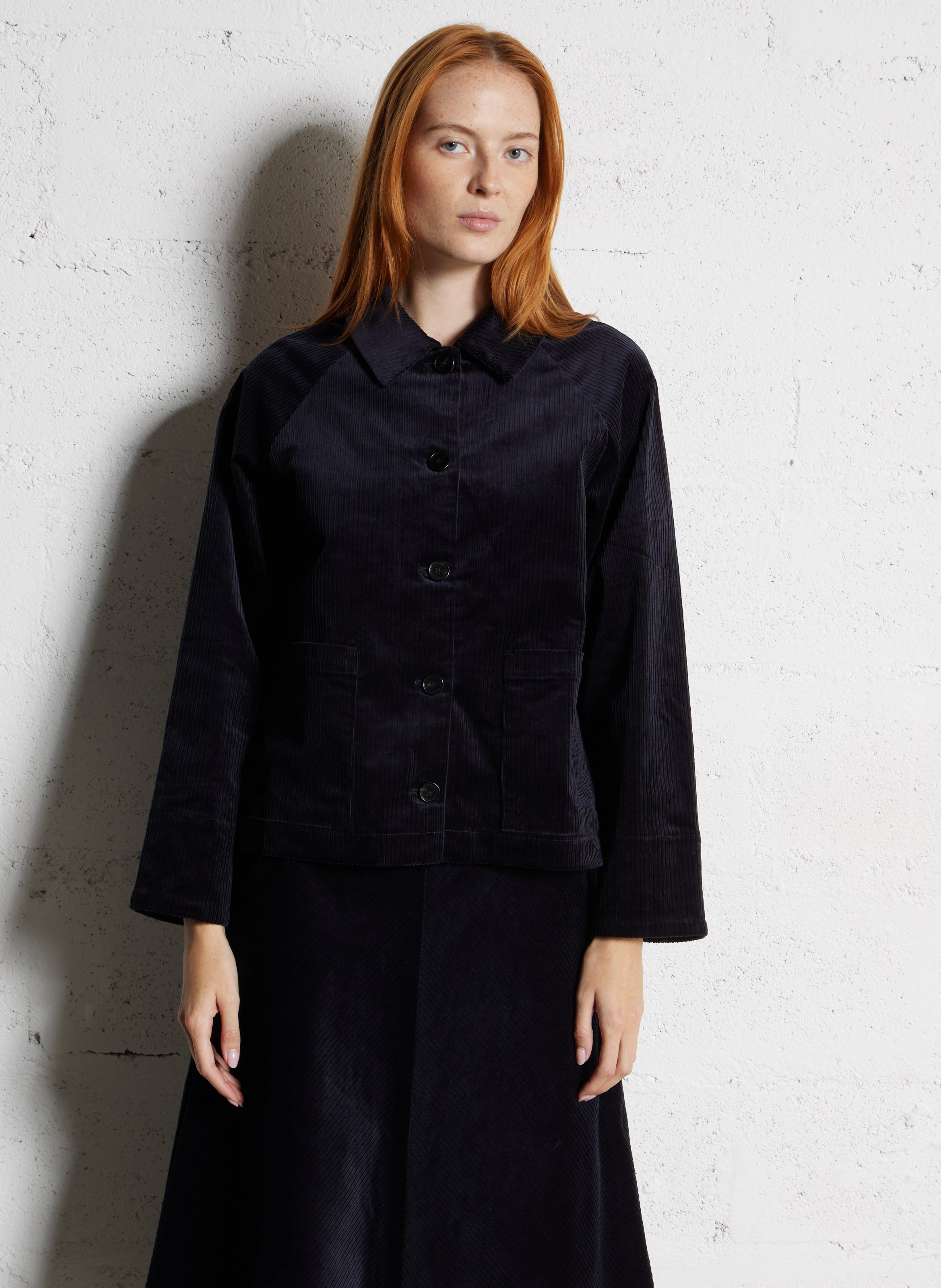 Ruime jas met klassieke kraag in ribfluweel RUE DE TOKYO Blauw