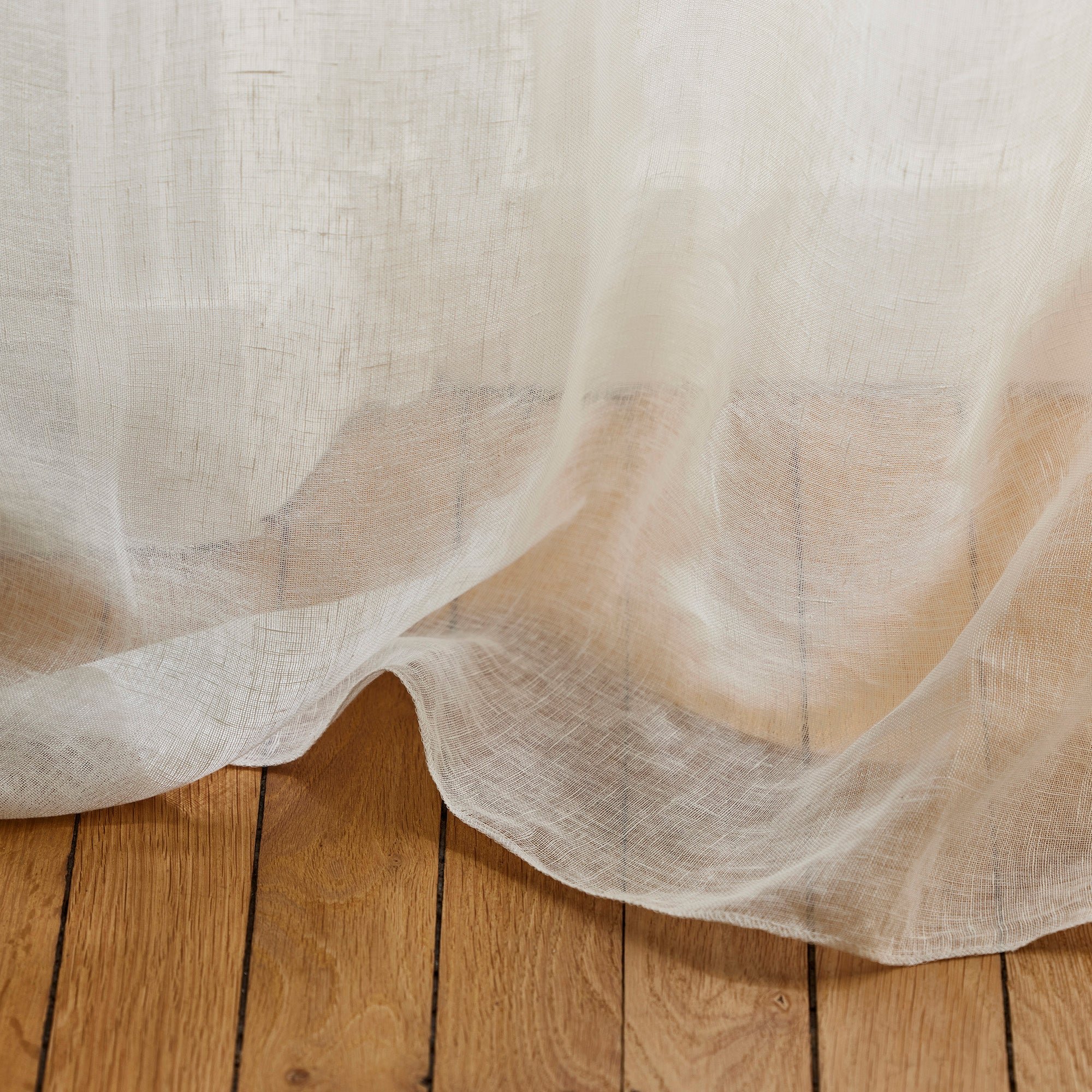 Madura - Sheer curtain in 100% airy white linen 145x280 cm MADURA White
