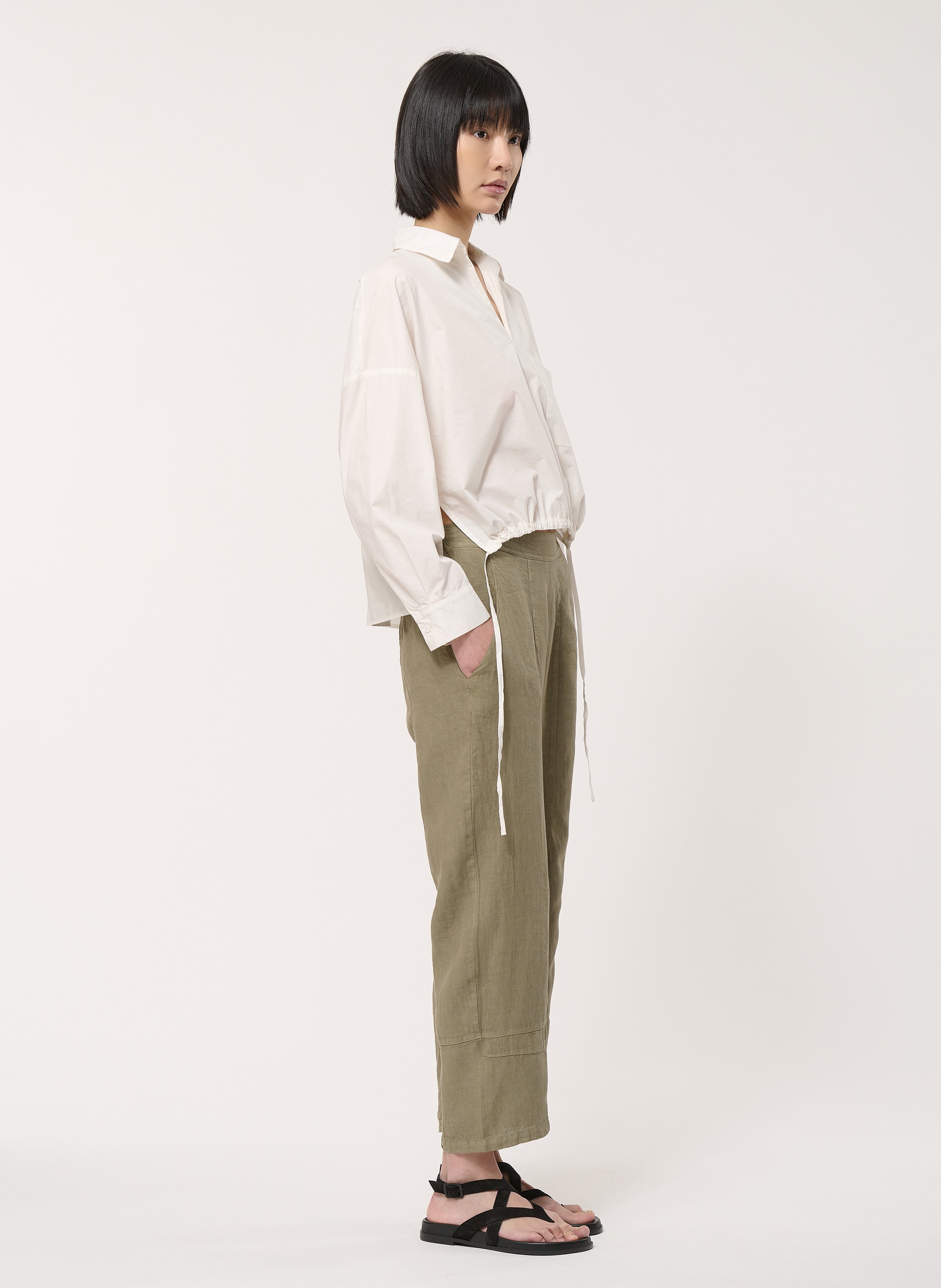 Straight linen trousers HUMILITY Green