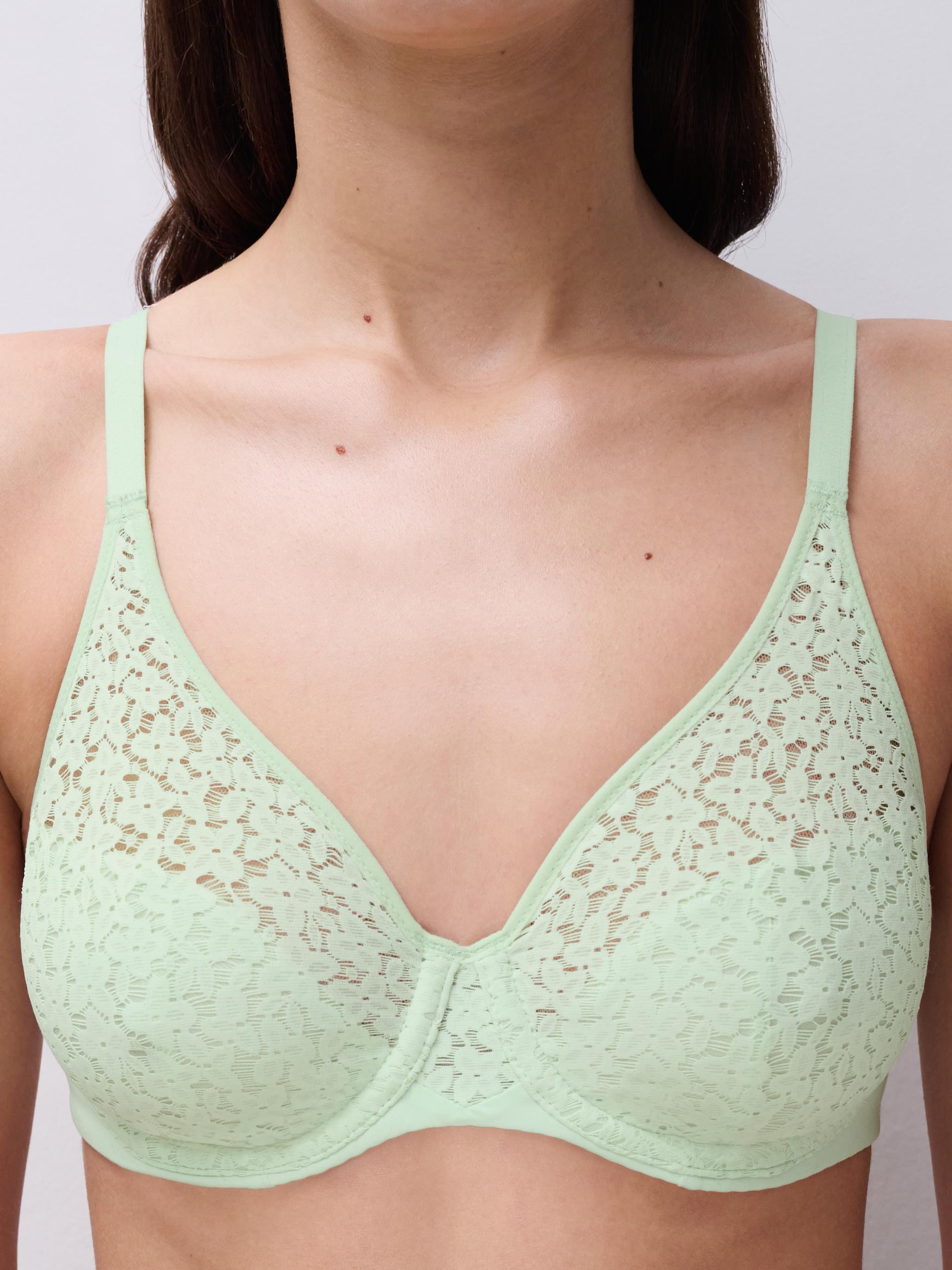 Moulded full-cup bra CHANTELLE Green