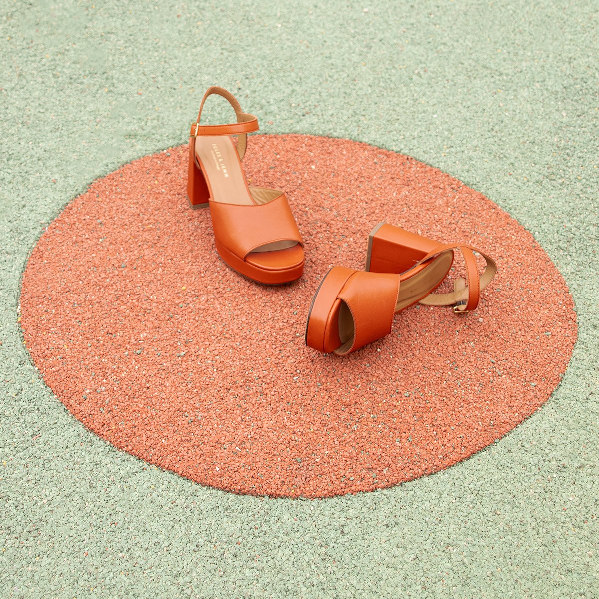 Smooth leather platform sandals JULES & JENN Orange