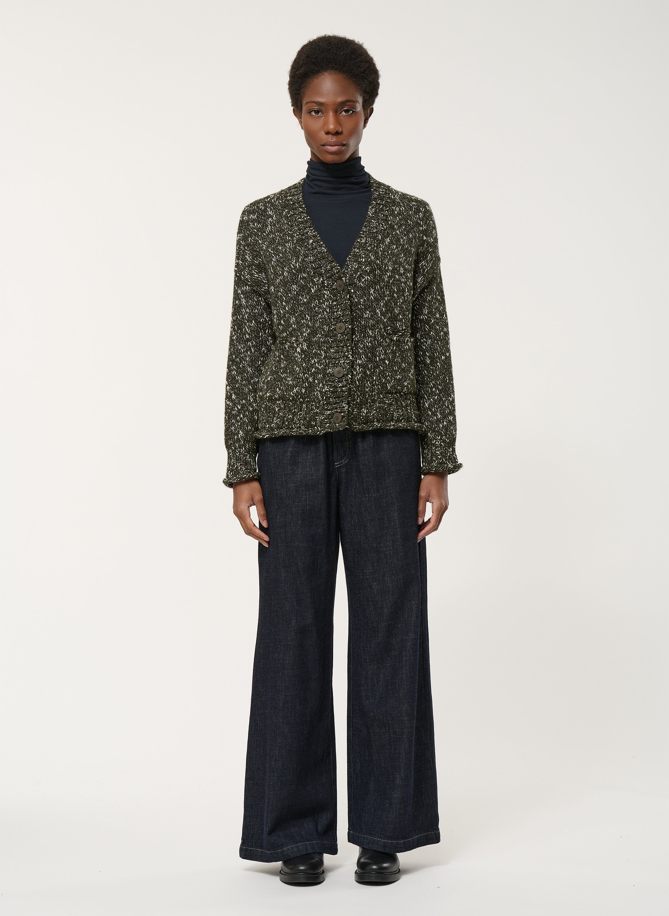 Gilet col v  HUMILITY Vert