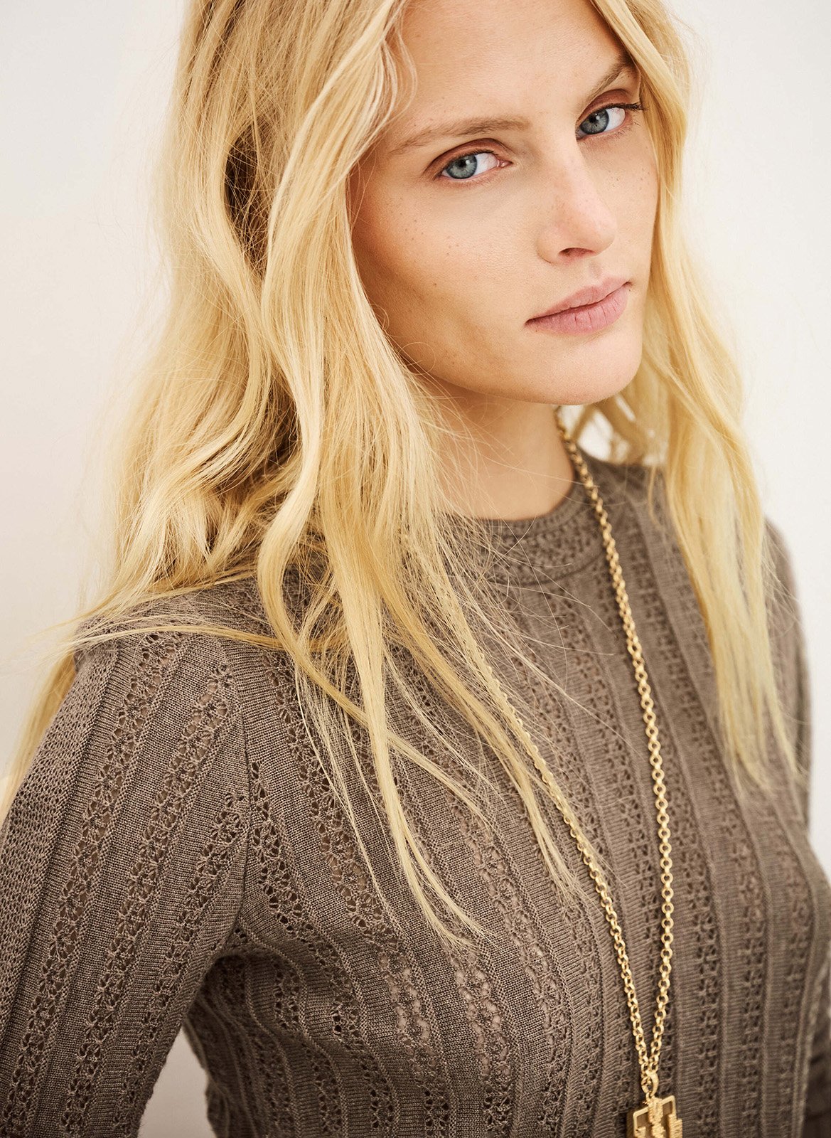 Pull droit col rond en laine mélangée BA&SH Beige
