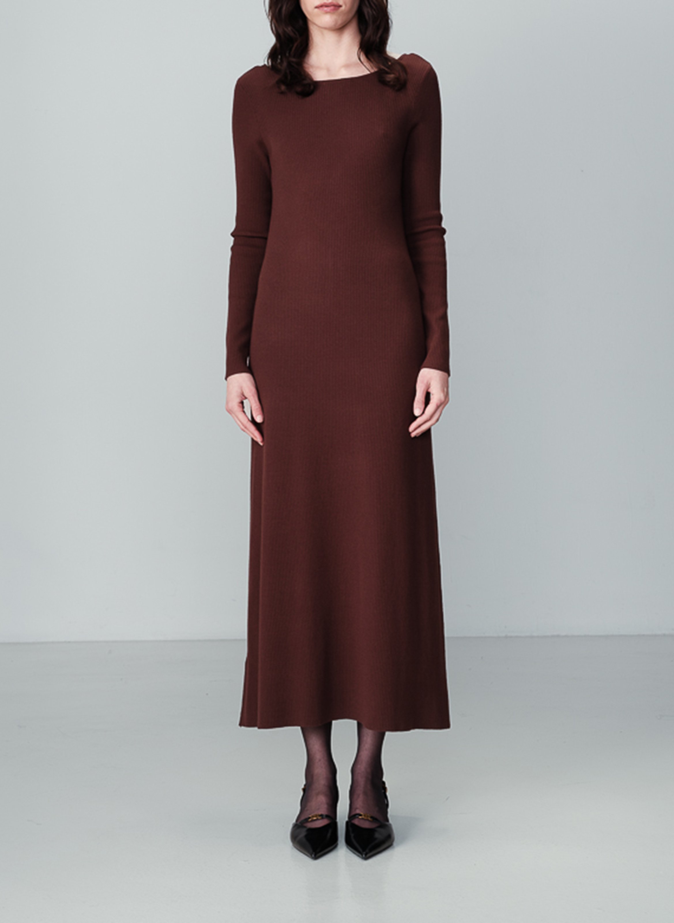 Long dress with round neckline GRACE ET MILA Brown