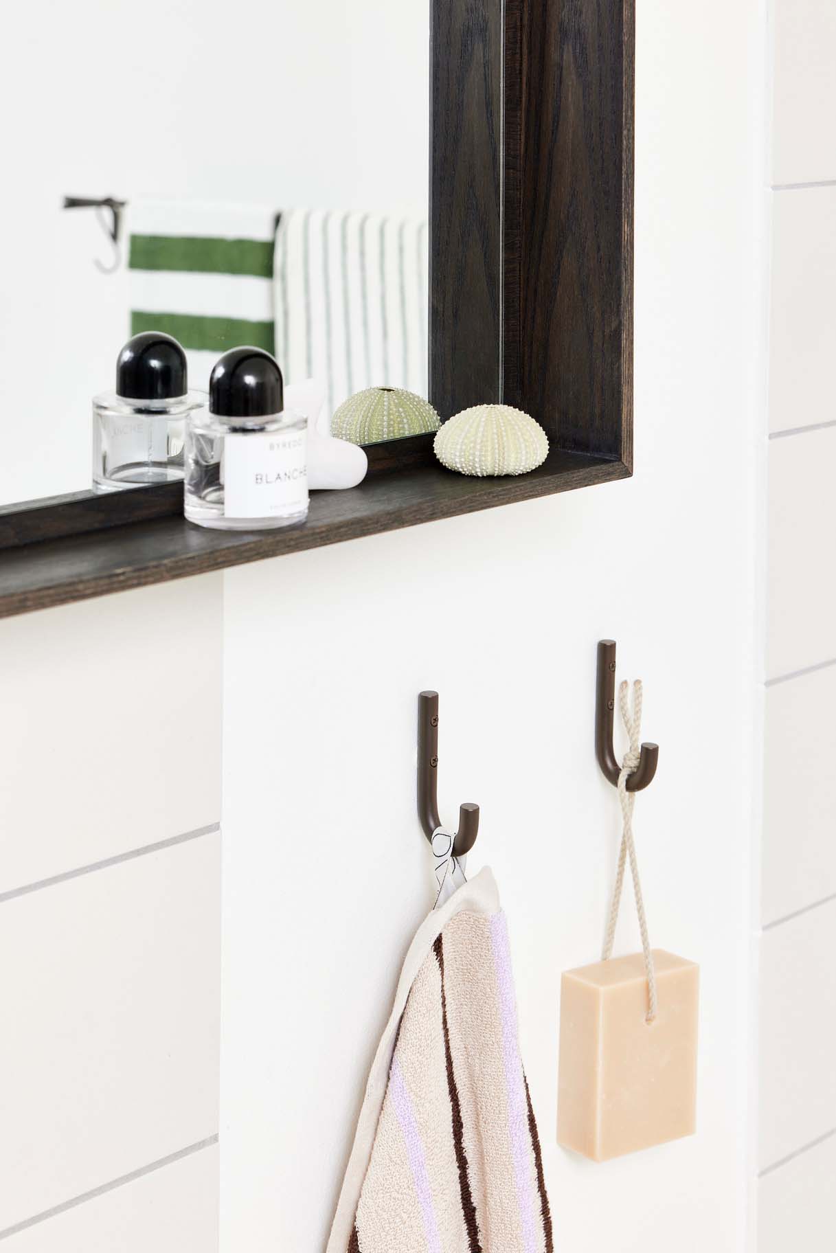 Set of 2 metal coat hooks OYOY LIVING DESIGN Grey