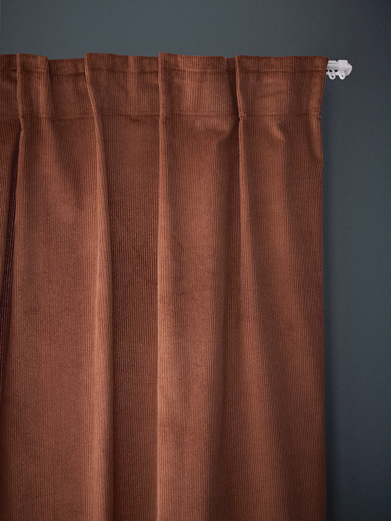 Corduroy curtain with ruffles CYRILLUS