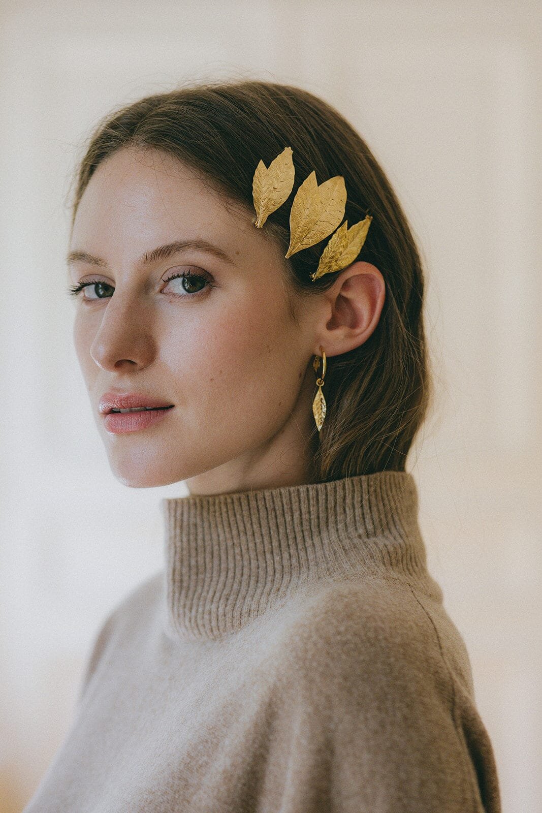 Maxi gold-plated leaf hair clip MONSIEUR SIMONE Golden