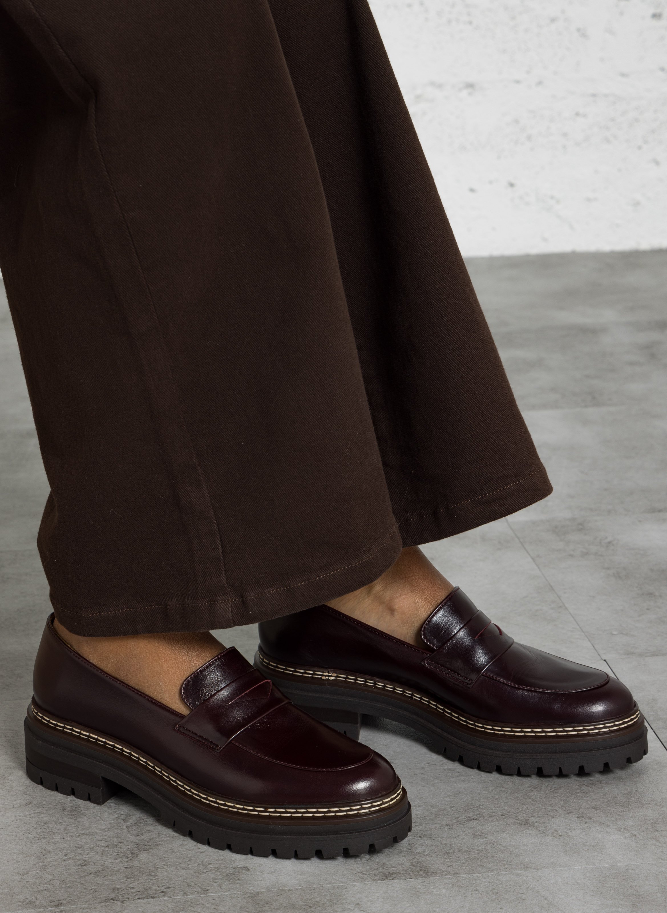 Mocasines de piel BOBBIES Cereza