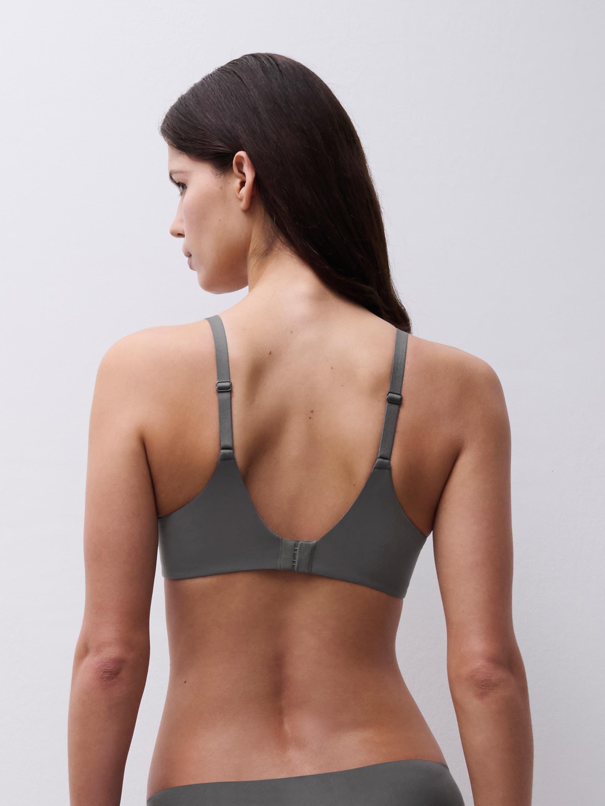 Moulded full-cup bra CHANTELLE Green