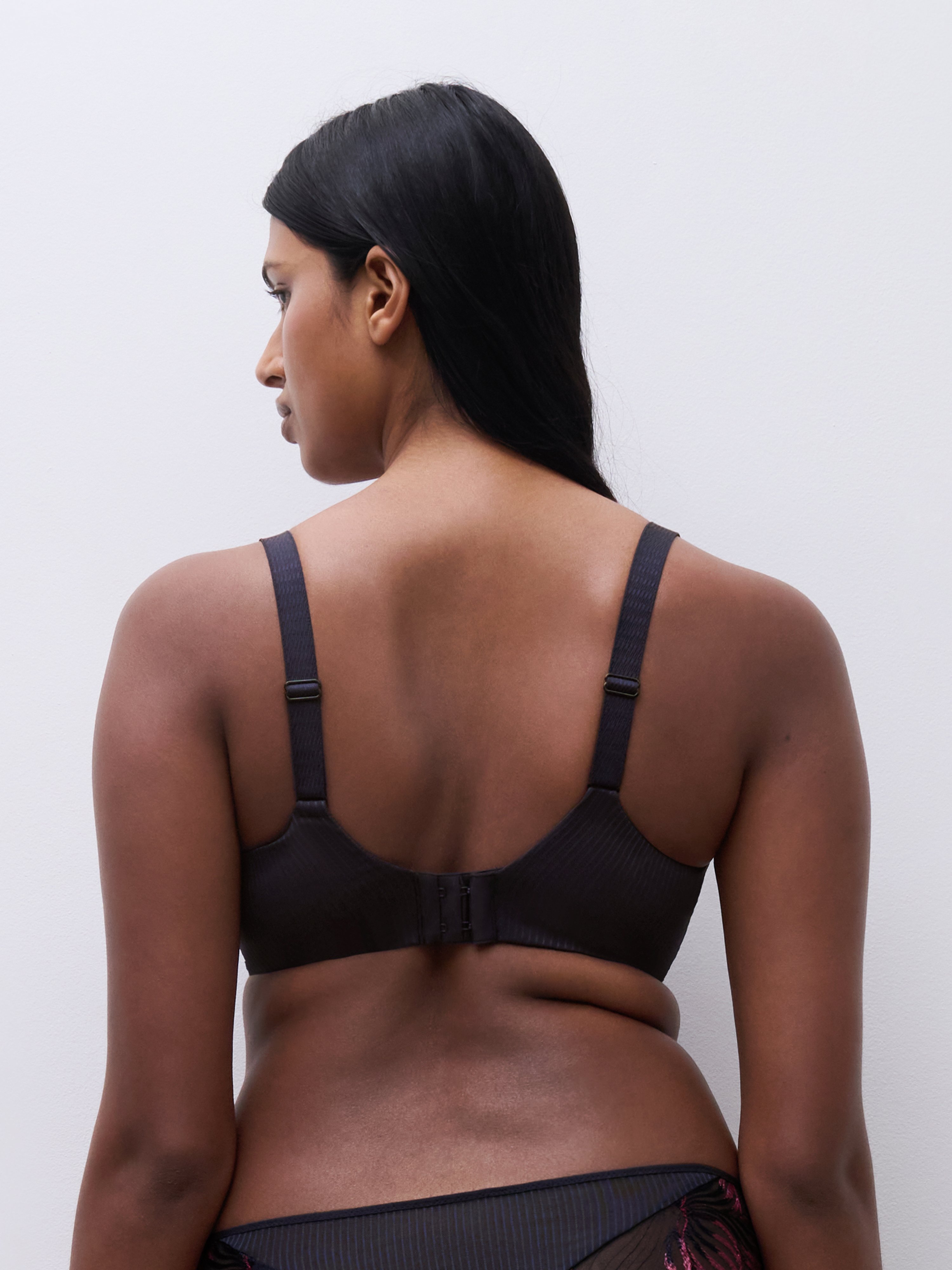 Very supportive embroidered bra CHANTELLE Grey