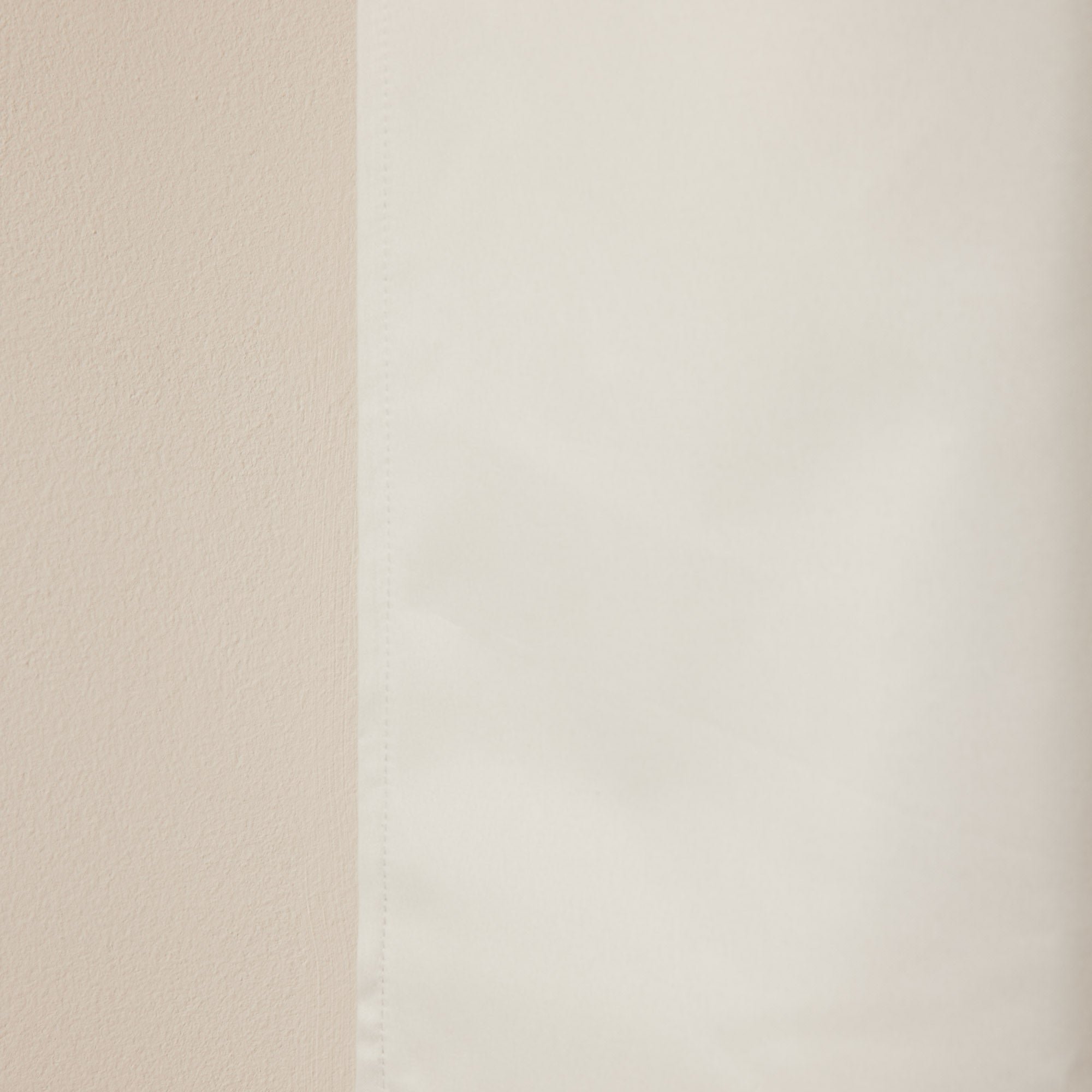 Black-out curtain with eyelets MADURA White