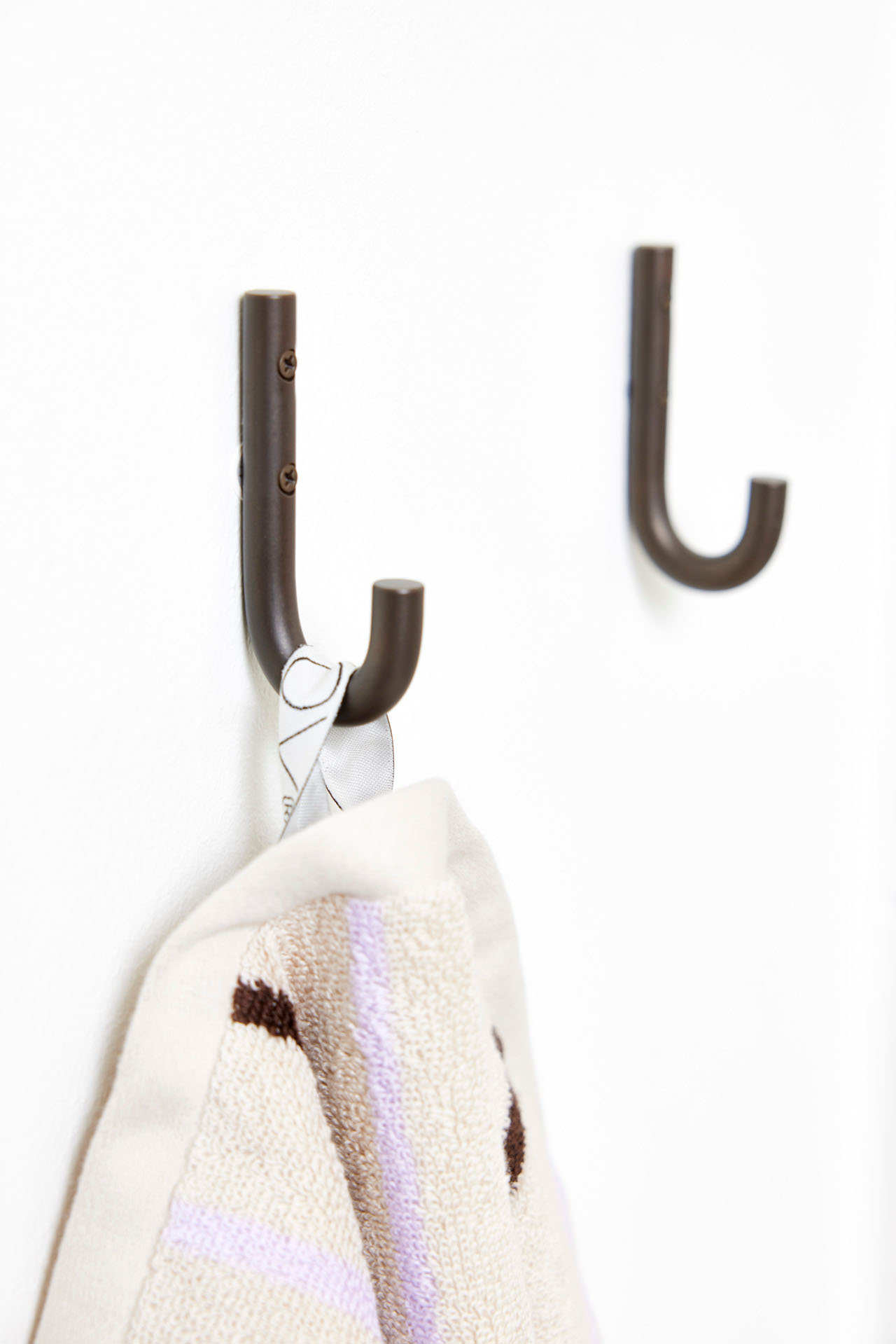 Set of 2 metal coat hooks OYOY LIVING DESIGN Grey