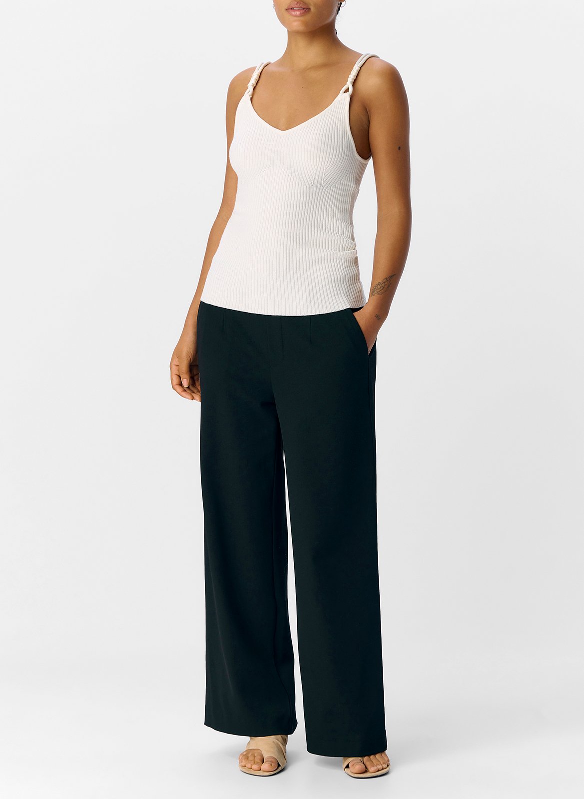 Sleeveless V-neck top OBJECT Beige