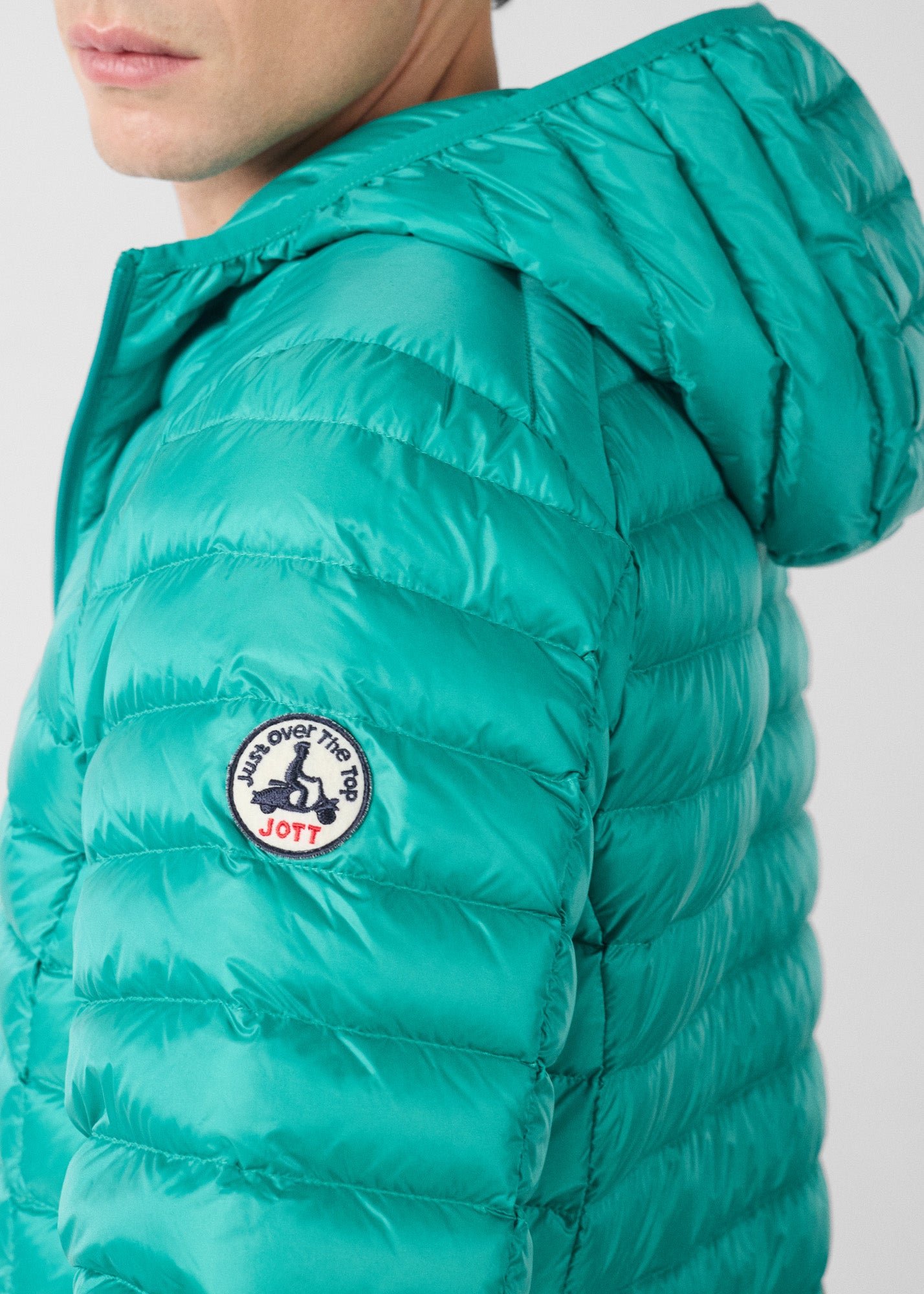 Lightweight hooded puffer jacket nico JOTT Green