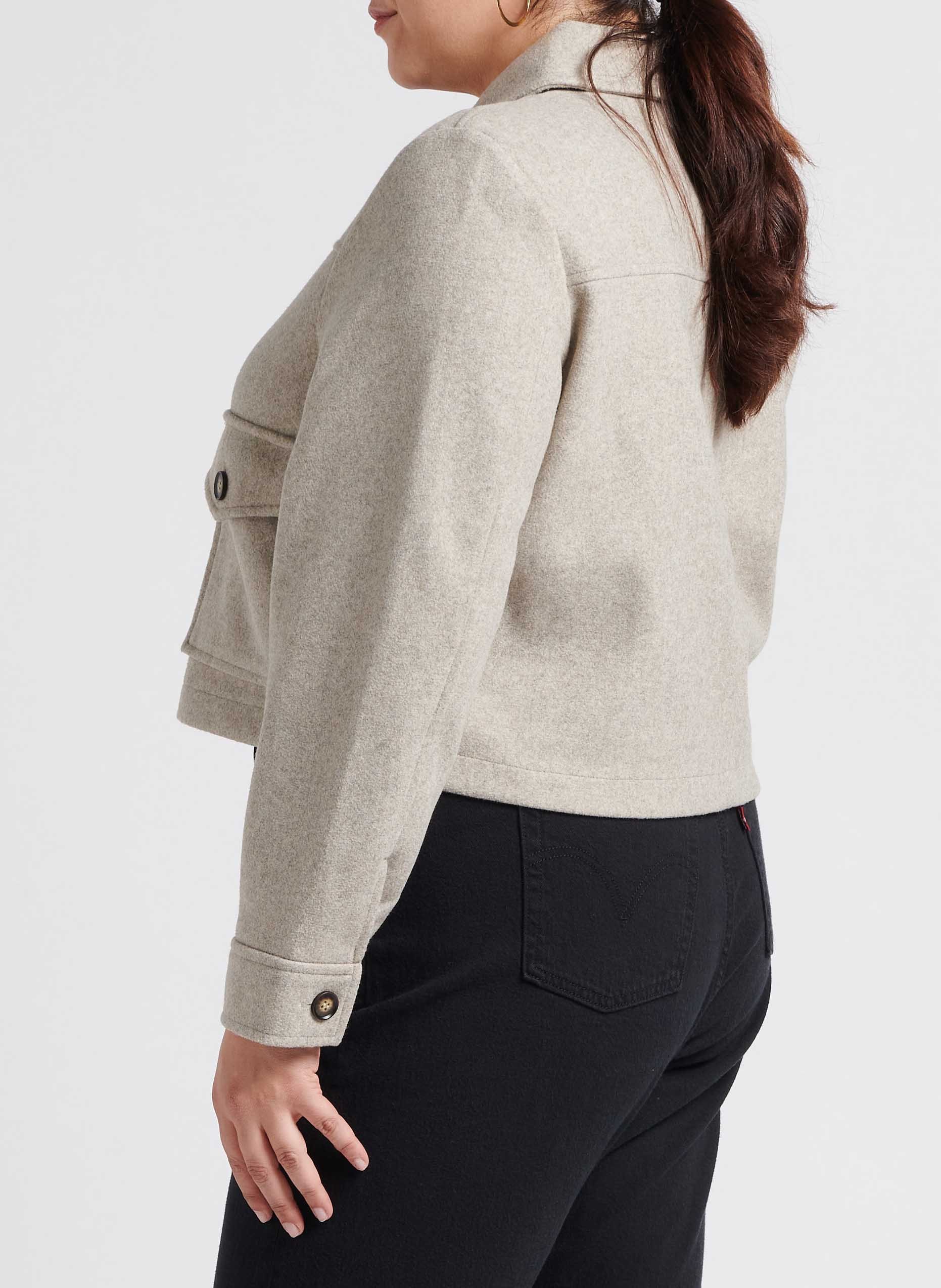 Veste courte boutonnée VERO MODA CURVE Beige