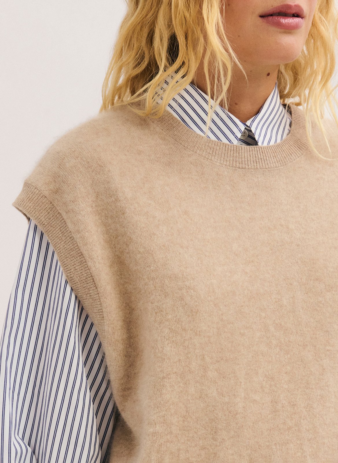 Ärmellose einfarbige Wollpullover PABLO Beige