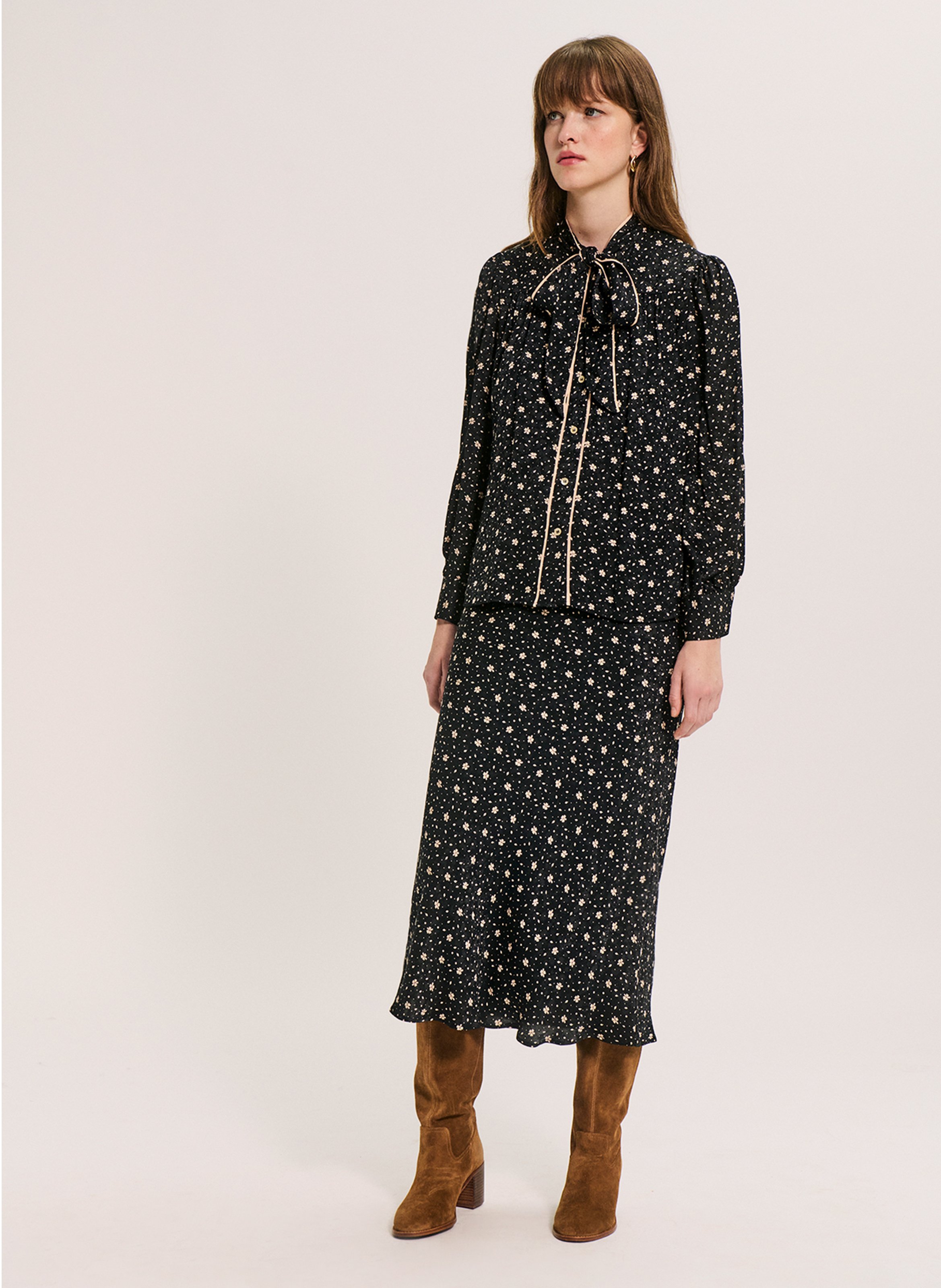 Jupe midi droit motif fleuri PABLO Noir