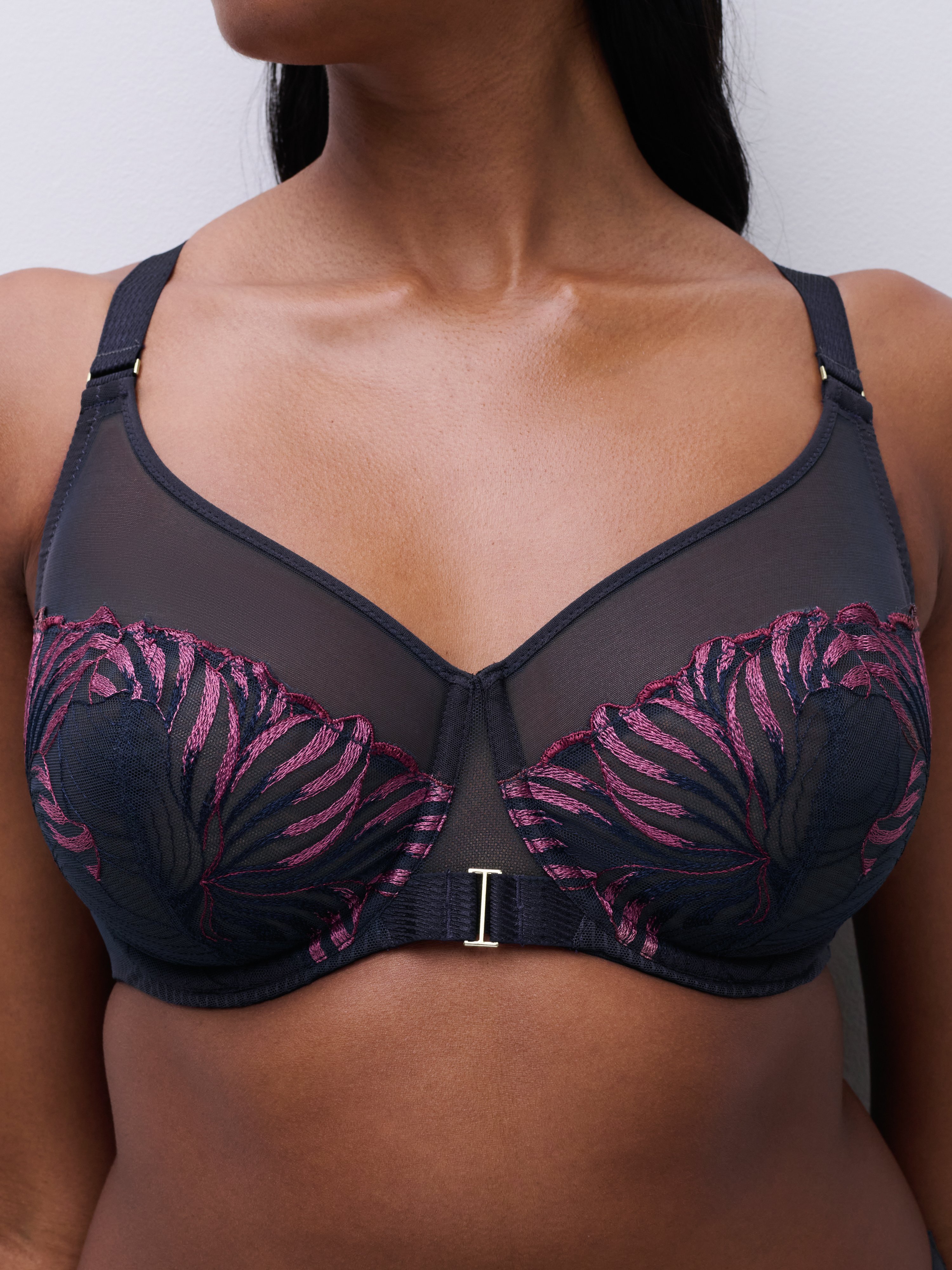 Very supportive embroidered bra CHANTELLE Grey