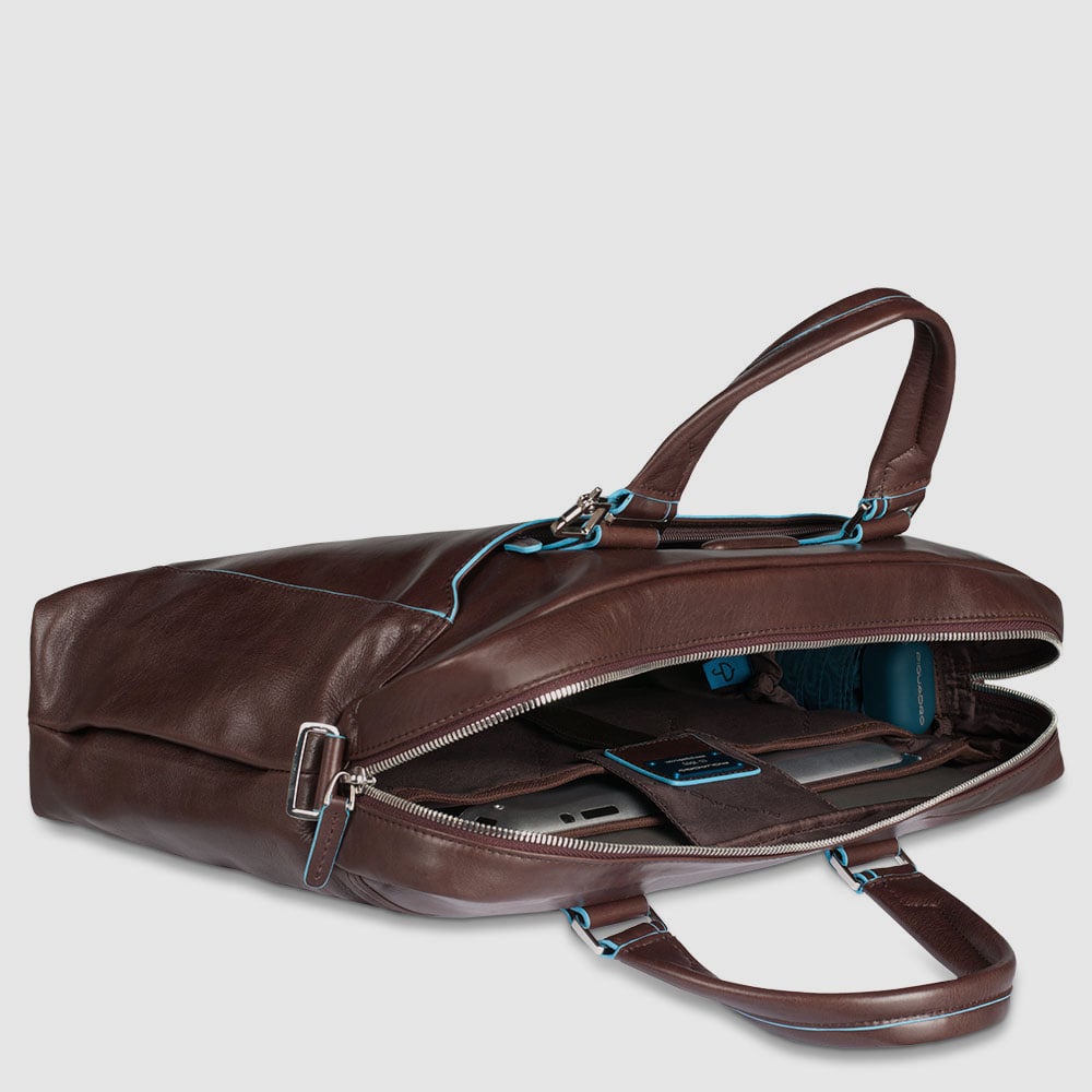 Leather messenger bag PIQUADRO Blue