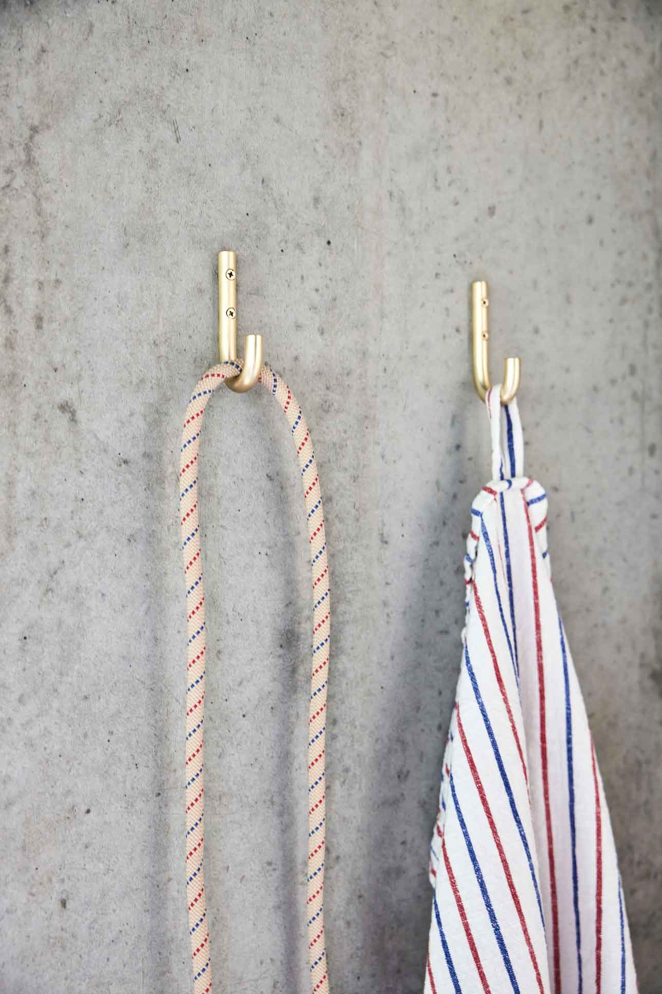 Set of 2 metal coat hooks OYOY LIVING DESIGN Grey