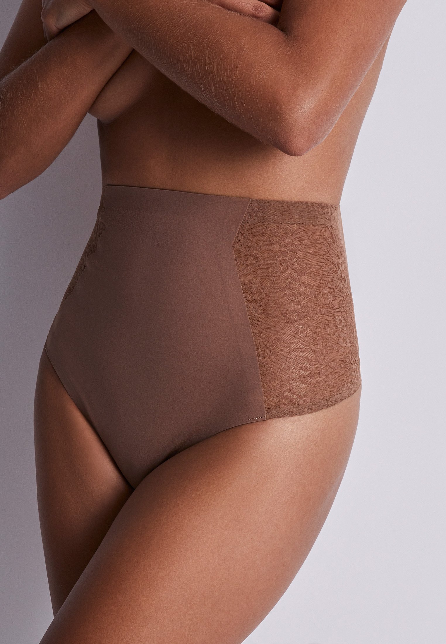 Extra-high-waisted panties AUBADE Brown