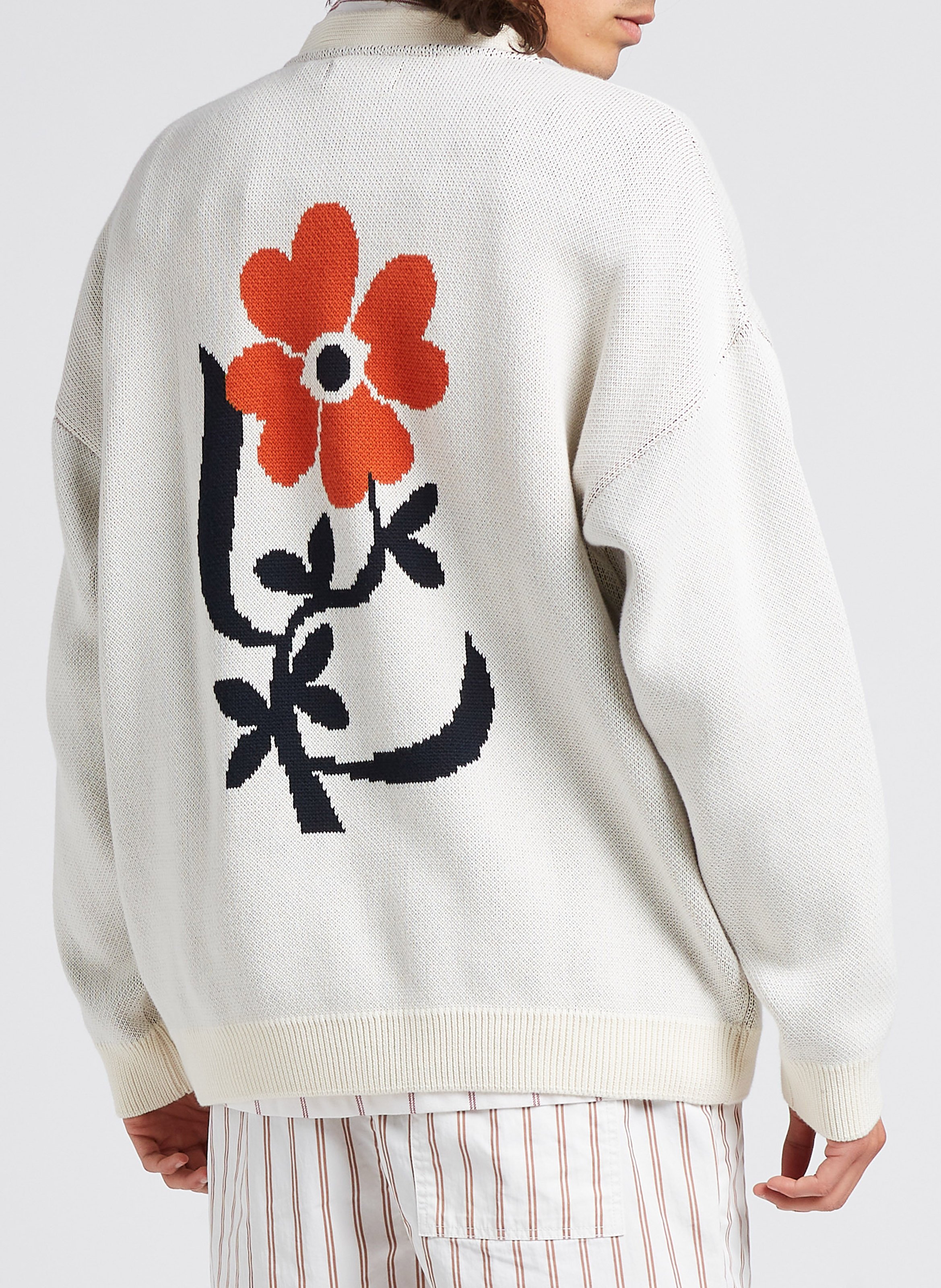 Jacquard-Strickjacke aus Bio-Baumwolle mit V-Ausschnitt, Loose Fit OLOW Weiss