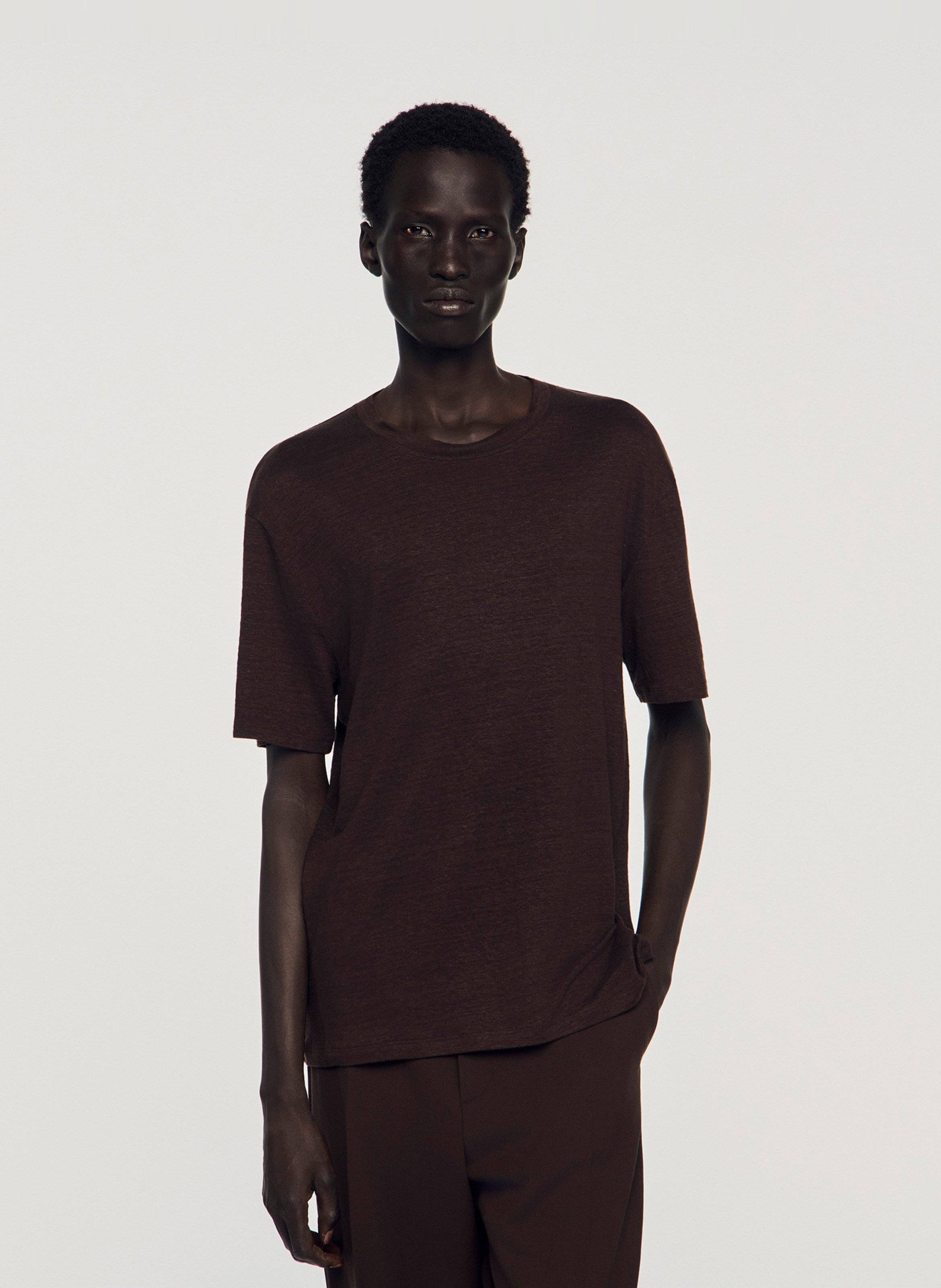 Regular-fit, linnen T-shirt met ronde hals SANDRO