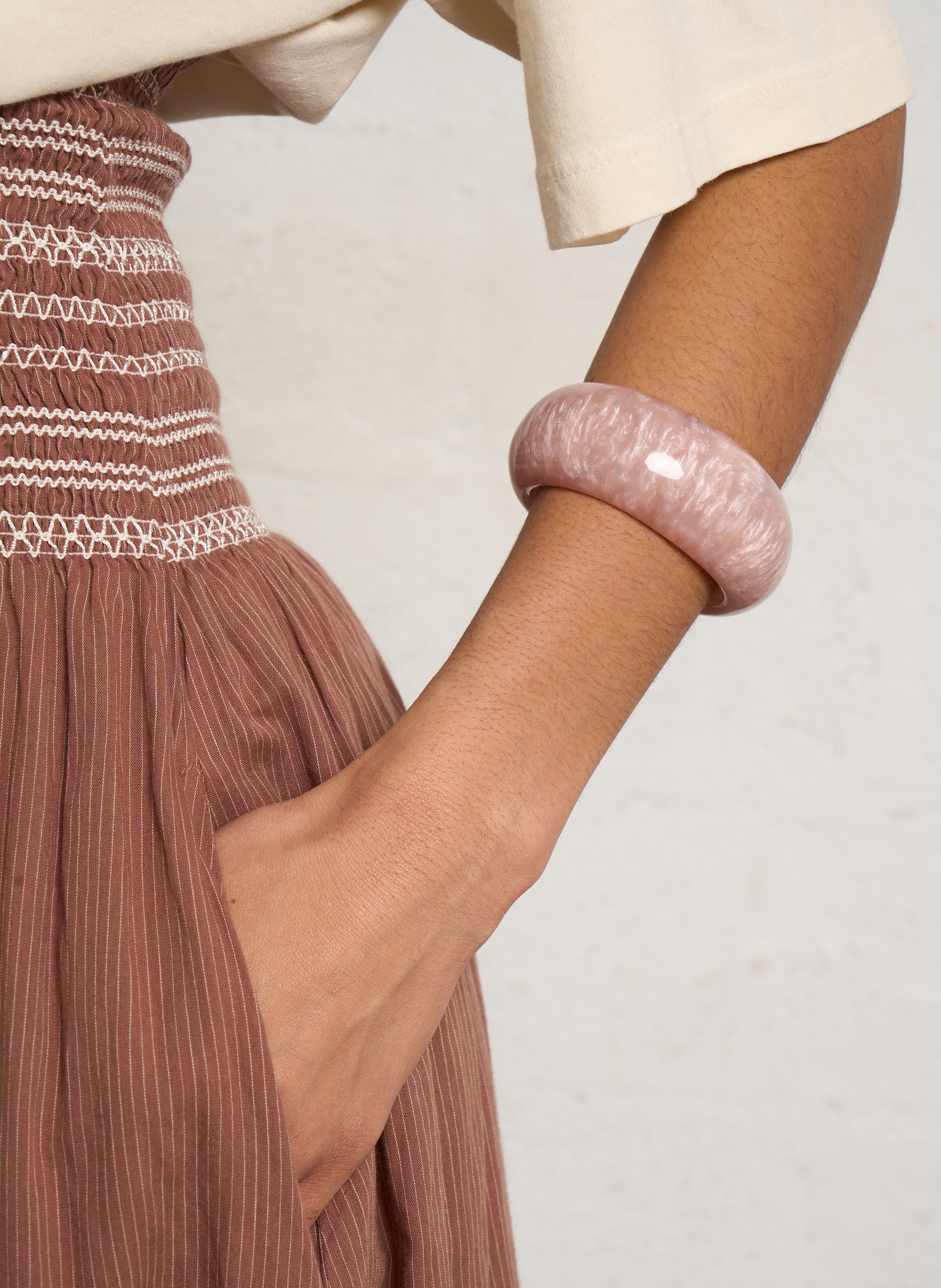 Glänzendes Armband FEEKA Violett