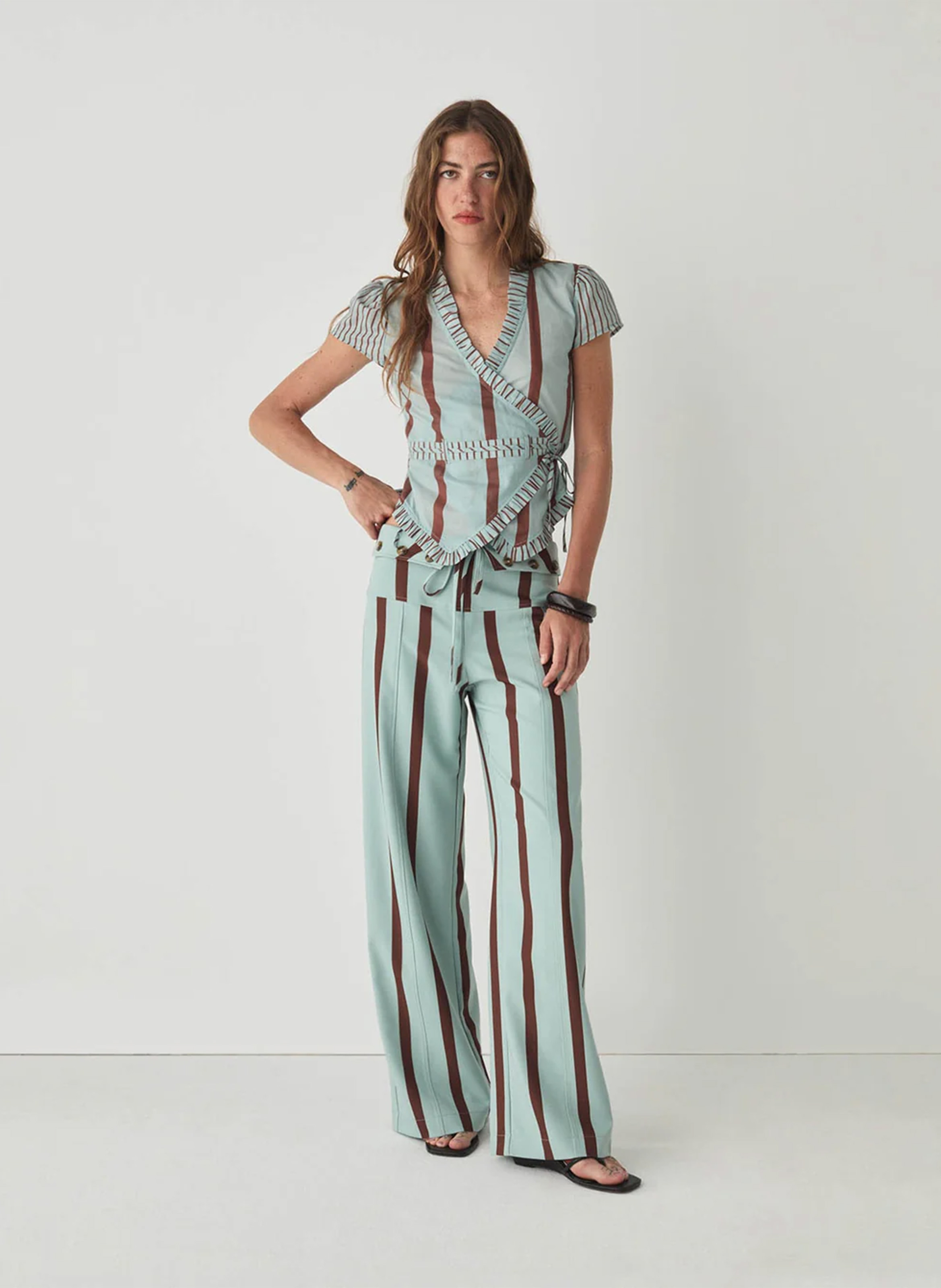 Weit geschnittene Streifenhose LAAGAM Blau