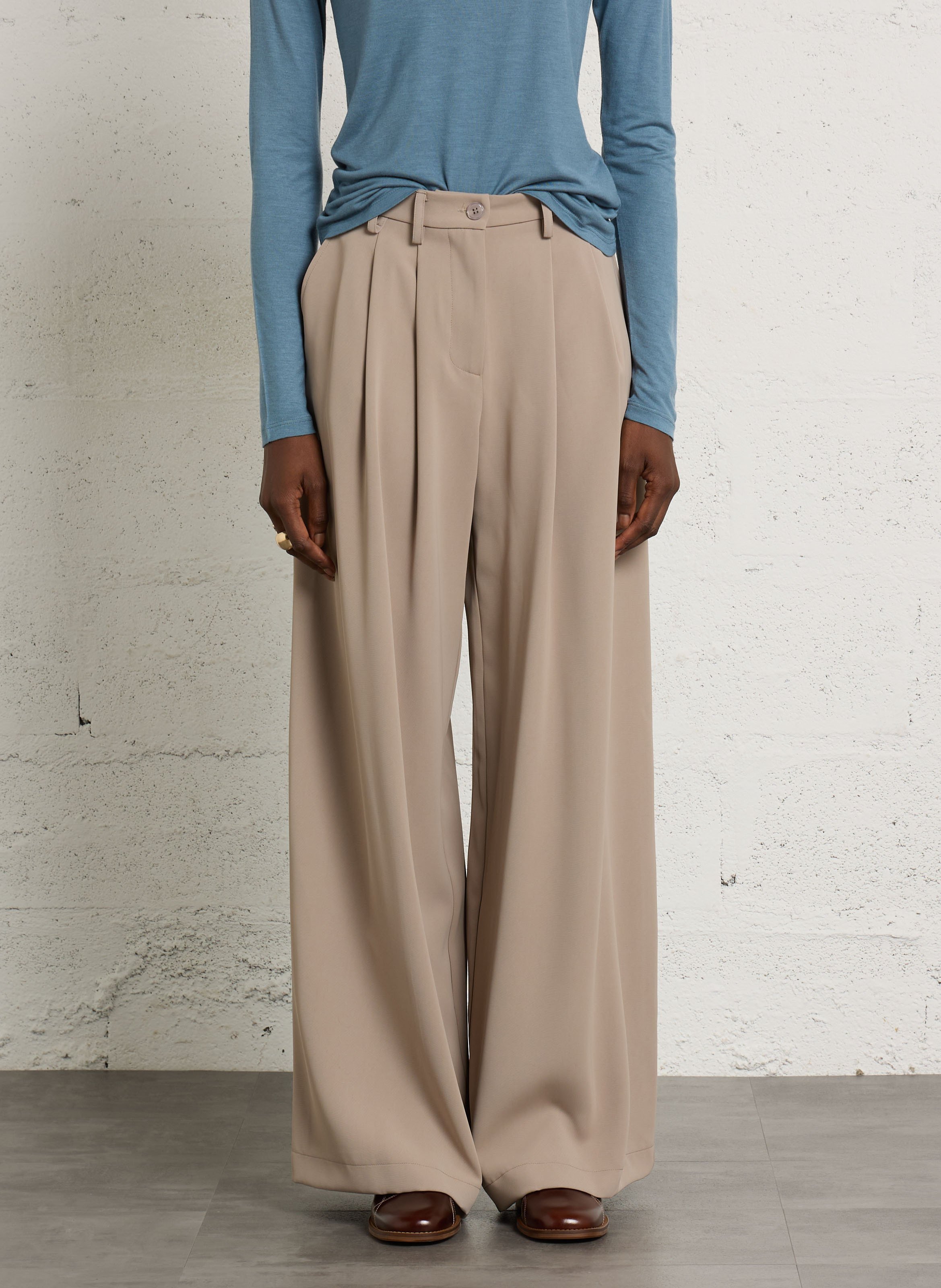 Weite Bundfaltenhose PLEASE Braun