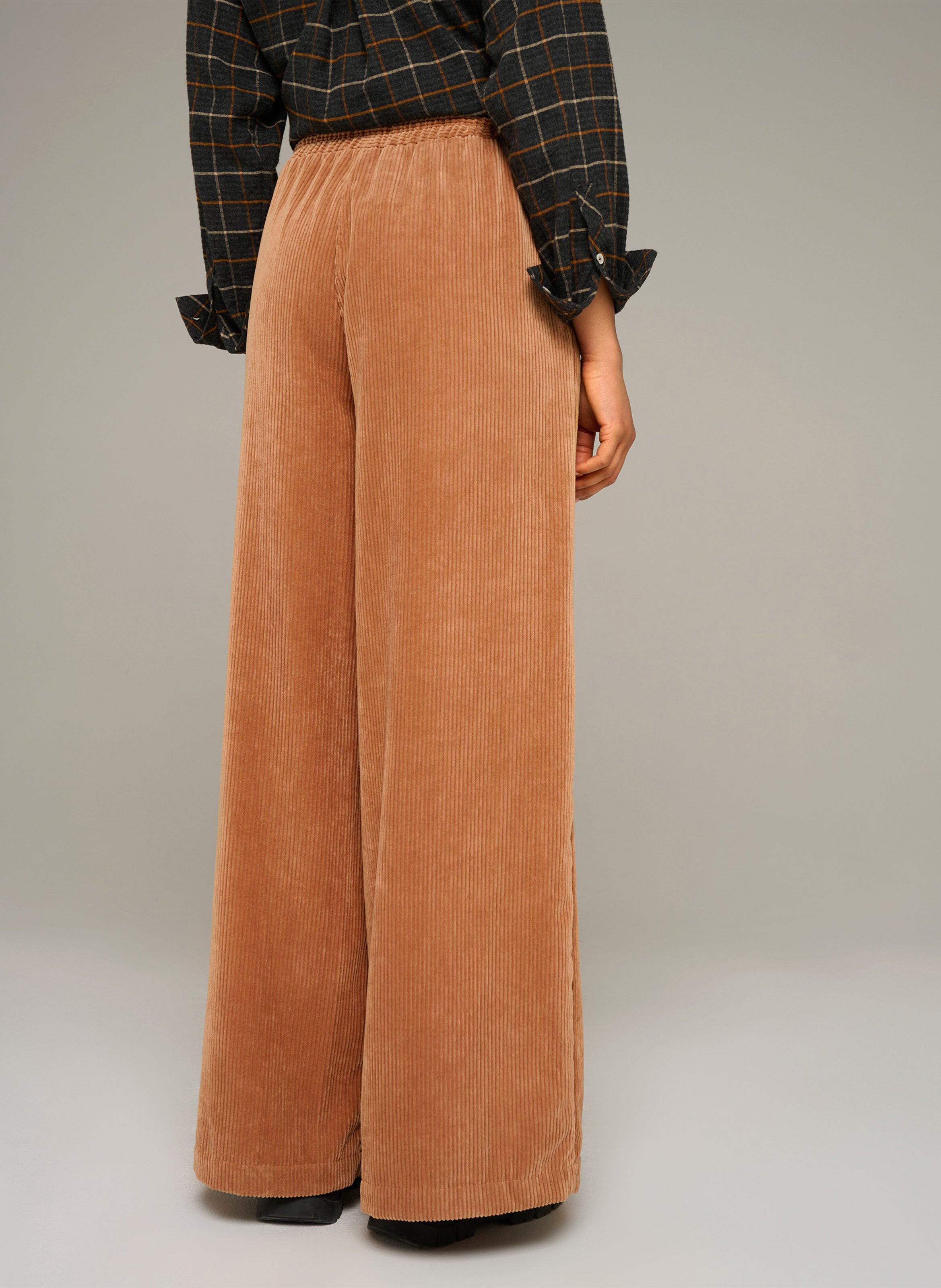 Weite Cordhose COTELAC ACOTE Braun