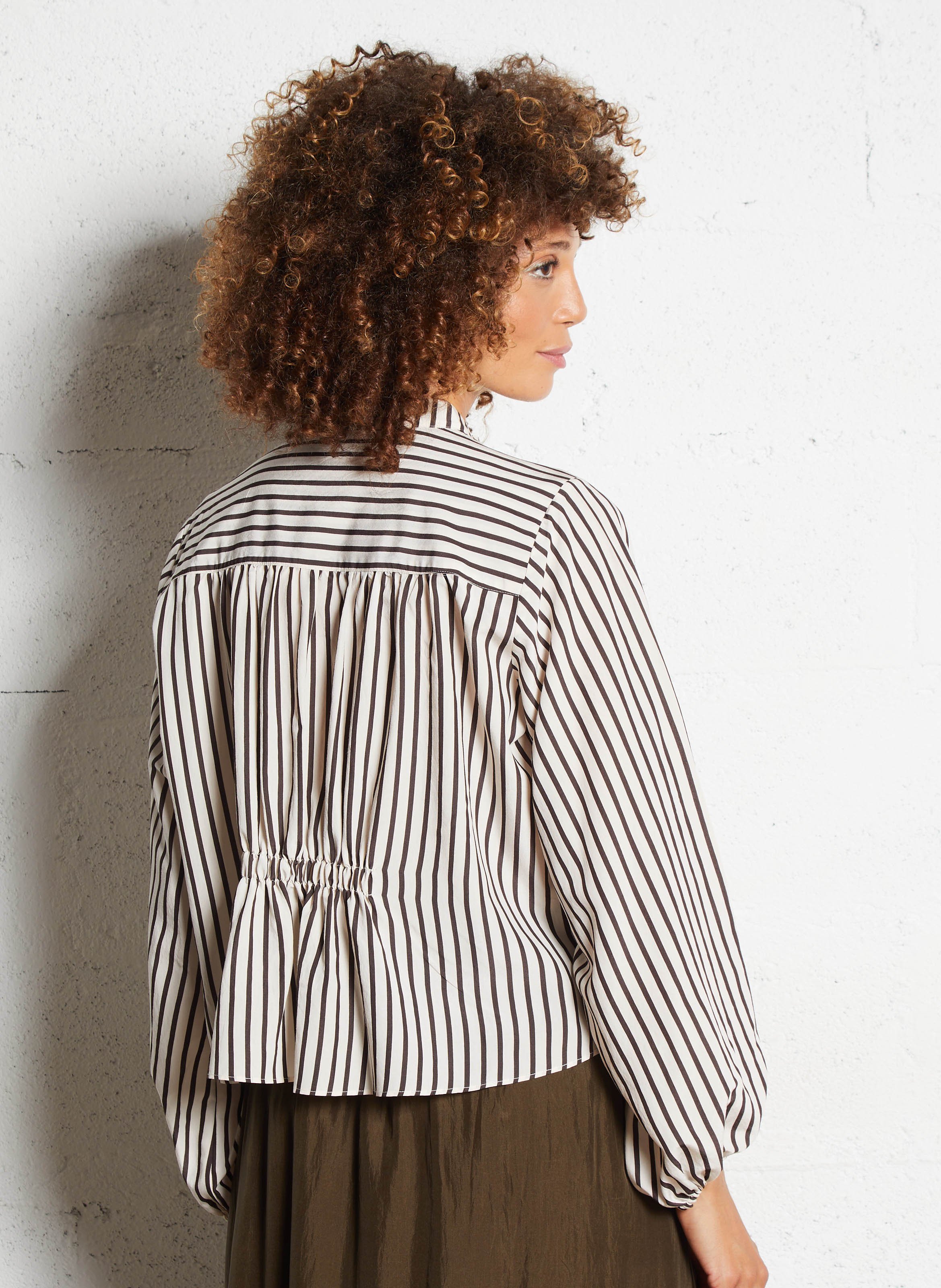 Round-neck striped blouse BELLEPIECE Brown