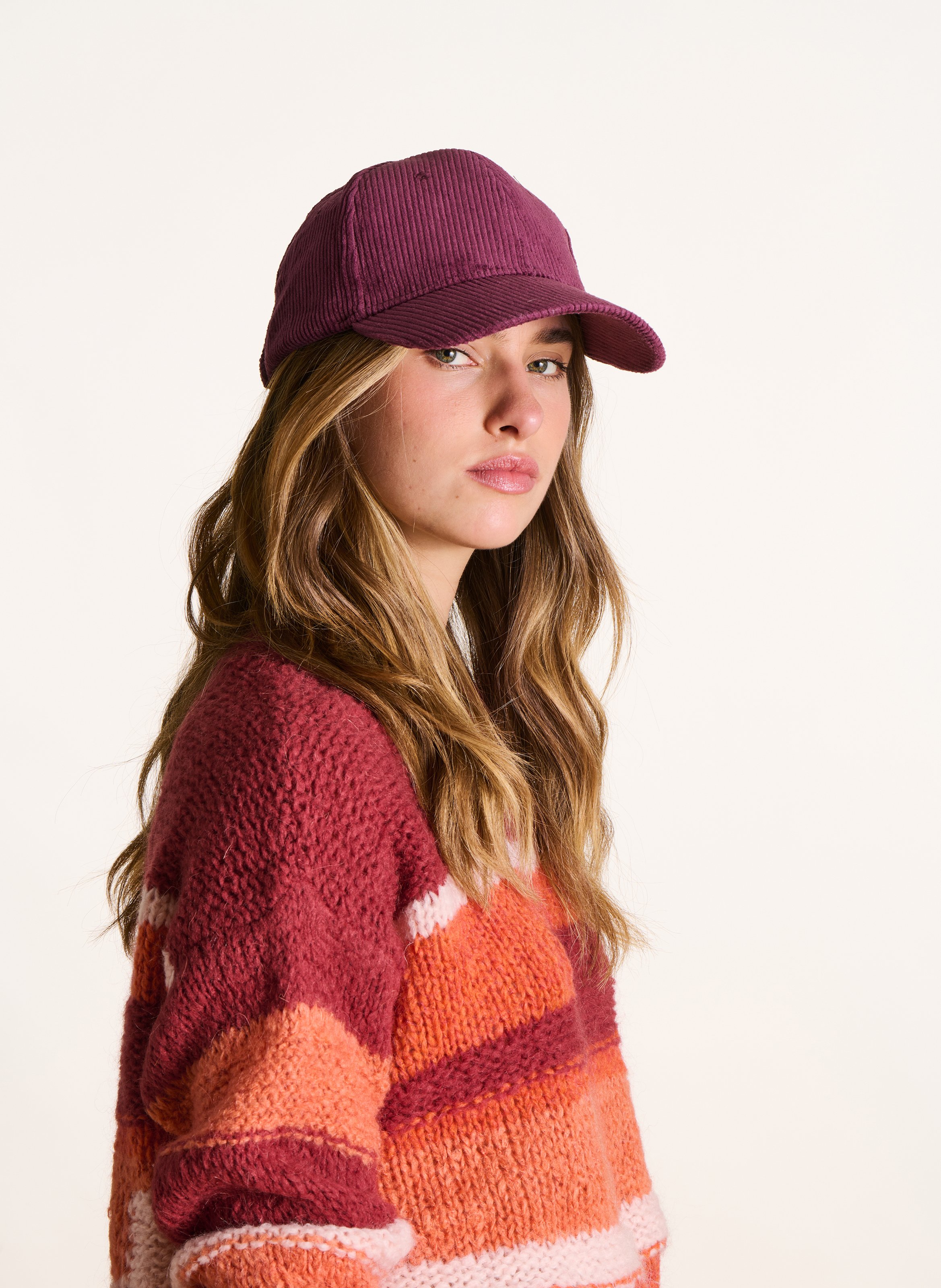 Cord-Kappe LA FEE MARABOUTEE Rot