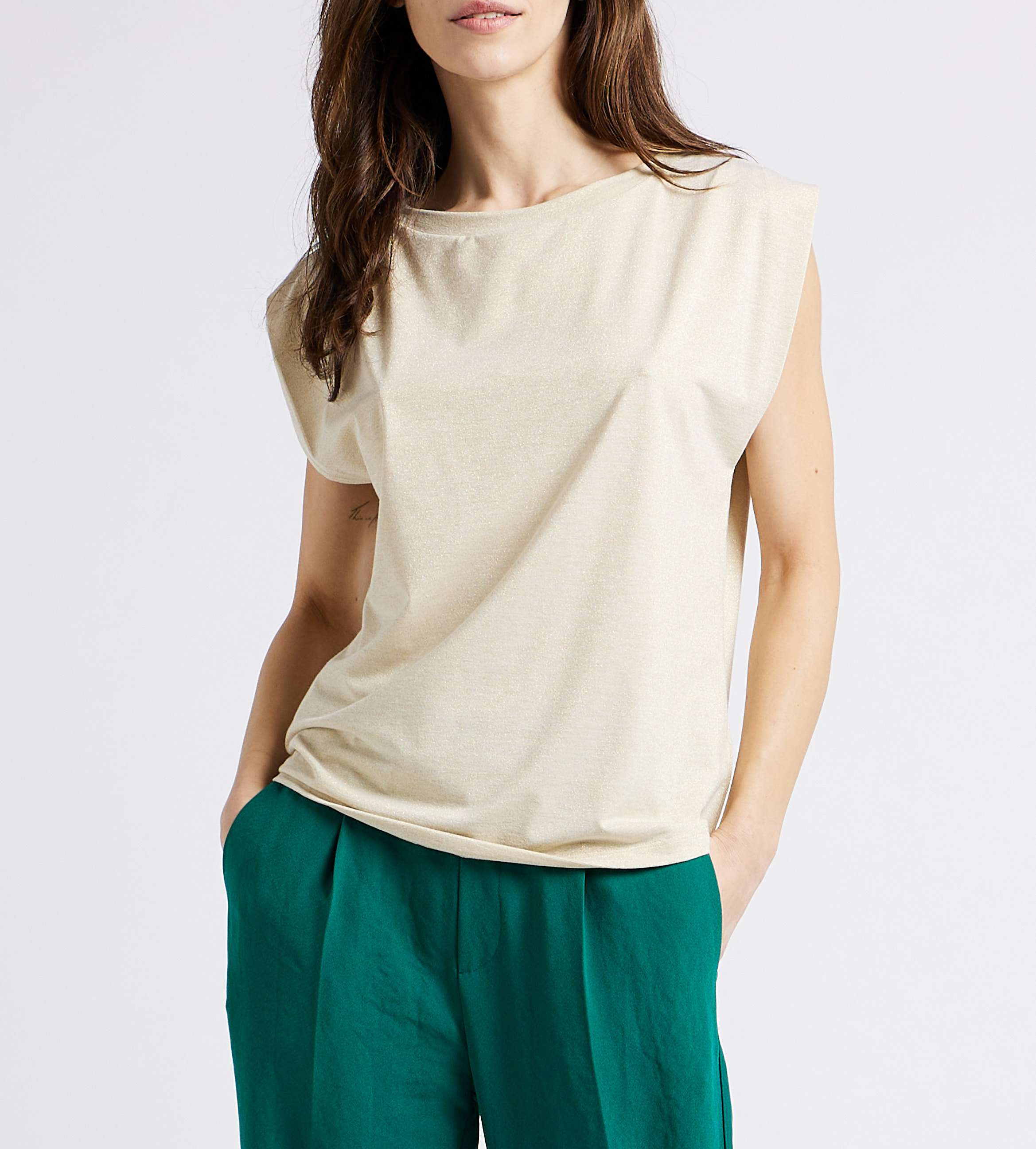 Gerade geschnittenes Rundhals-Top mit Metallic-Garn ONE STEP Golden