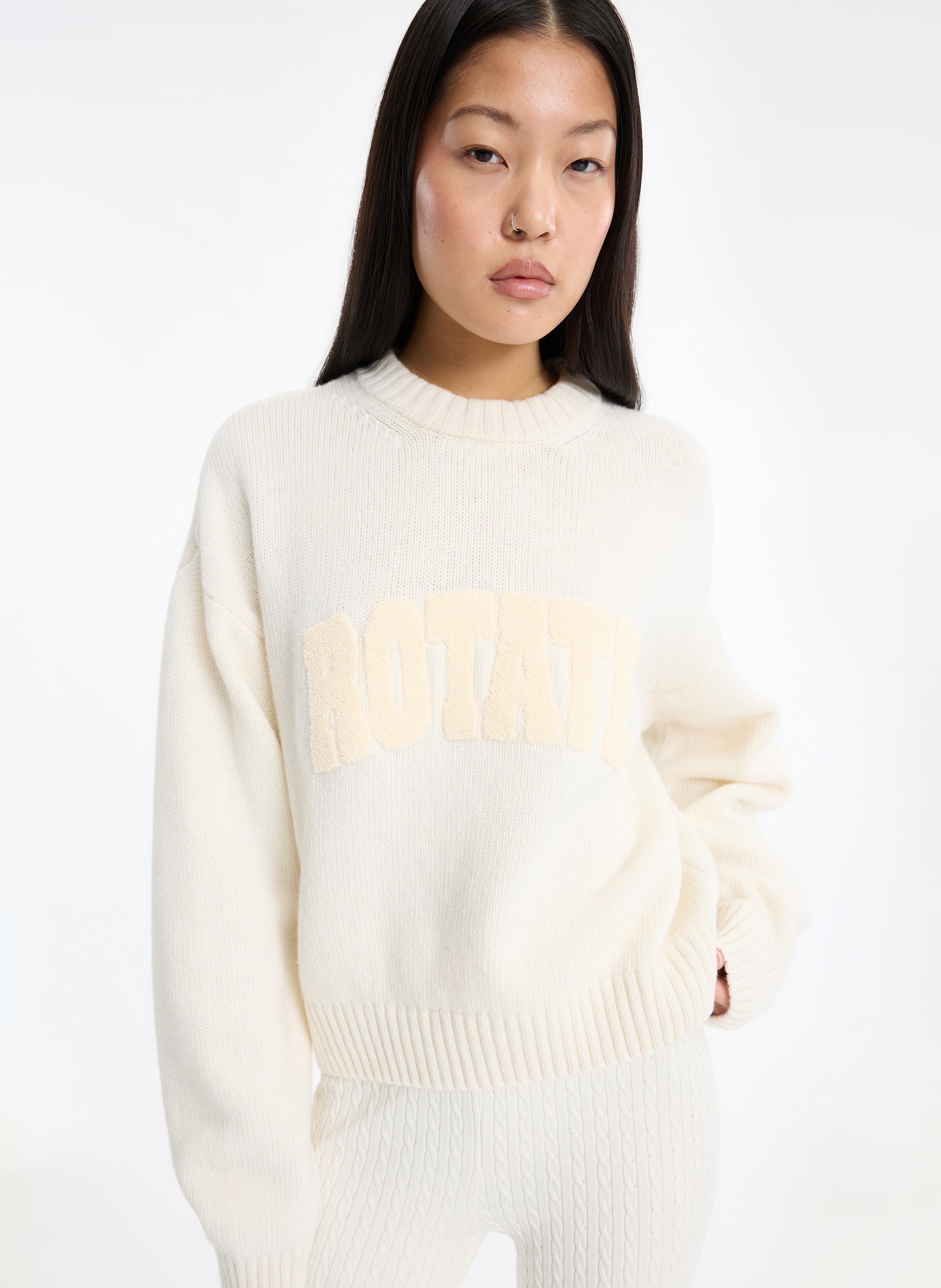 Loose-fit round-neck wool jumper ROTATE White