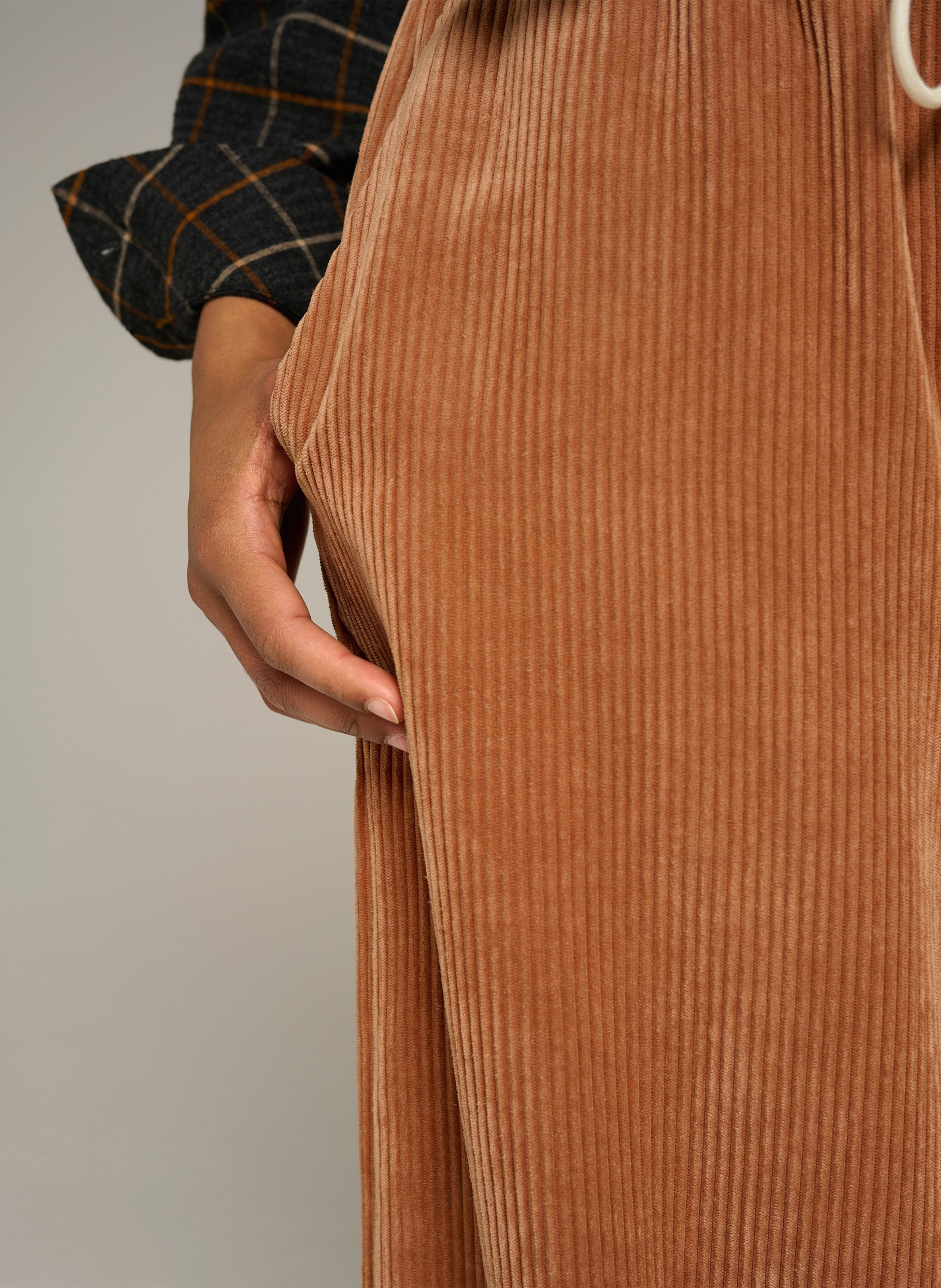 Weite Cordhose COTELAC ACOTE Braun